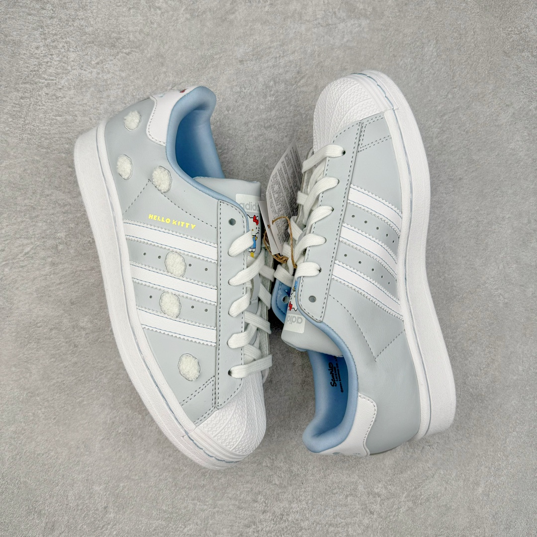 图片[3]-＃M纯原 AD Originals Superstar 经典贝壳头休闲板鞋 IF7021 头层抗裂牛皮加持 2024全新细节 注意区分旧版 随意对比市面 知名大厂出品 正常个位数利润的单价 百分百全新货品 零氧化发霉 给足利润空间操作 独家控货 平台正单 全套原纸板楦头开发 每道工序同步公司流程 确保原汁原味 完美呈现原鞋版型 原厂高频磨具加持 精准内部资源对接 Logo字体百分百还原 全鞋电脑针车 Logo针车间距针数原版一致 皮料切割冲裁零瑕疵 原鞋一致含胶量超耐磨大底 大几率过验 不对比市面只对比原鞋 只服务最高端市场 诞生于1969年 是第一双将全皮面鞋 身与橡胶鞋头结合在一起的低帮篮球鞋 Superstar最开始 是作为高帮篮球鞋Pro Model的低帮版本而出现的 但因为其独特和醒目的橡胶鞋头造型而让大家熟知 被大家形象地称为\\\”shelltoe\\\”贝壳头 在70年代的美国职业篮球场上 接近3/4的NBA球员都将这双Superstar作为场上用鞋 80年代之后 经过不断的改良和发展 Superstar逐渐成为横跨时装、音乐、街头文化、休闲和运动等各大领域的时尚潮鞋 尺码：36 36.5 37 38 38.5 39 40 40.5 41 42 42.5 43 44 44.5 45 46-选品中心