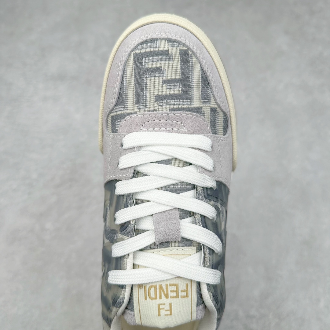 图片[4]-＃F版纯原 FENDI 芬迪 Match sneaters 魔术贴低帮运动鞋 独家定制 全身20几个细节点全部做到一致还原 吊打市面所有版本 独家原装套装配件官方同源 渠道原装订单 全套专柜包装物及配件#鞋底嵌入核心防伪芯片感应装置 FENDI芬迪match最新爆款情侣款运动鞋板鞋原版购入 高工艺无缝细空胶技术 贴楦误差0.05mm,鞋底采用固特异内外锁死工艺 最大限度弯折永不开胶 原鞋一致效果环保无味 鞋面采用麂皮和皮革拼接组合 logo内里采用毛巾绒里 上脚超级柔软 轻便 舒适搭配卫衣 尺码：35 36 37 38 39 40 41 42 43 44 45-选品中心