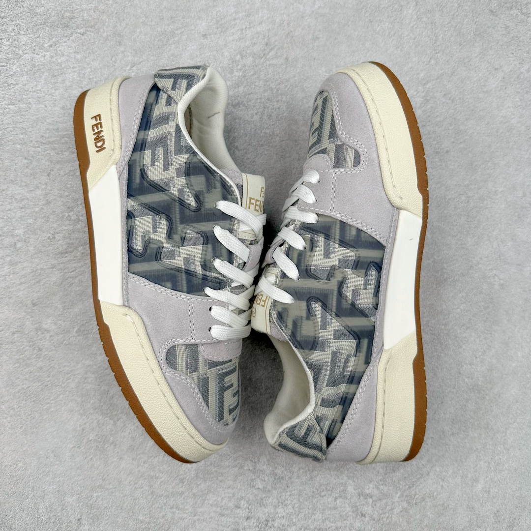 图片[3]-＃F版纯原 FENDI 芬迪 Match sneaters 魔术贴低帮运动鞋 独家定制 全身20几个细节点全部做到一致还原 吊打市面所有版本 独家原装套装配件官方同源 渠道原装订单 全套专柜包装物及配件#鞋底嵌入核心防伪芯片感应装置 FENDI芬迪match最新爆款情侣款运动鞋板鞋原版购入 高工艺无缝细空胶技术 贴楦误差0.05mm,鞋底采用固特异内外锁死工艺 最大限度弯折永不开胶 原鞋一致效果环保无味 鞋面采用麂皮和皮革拼接组合 logo内里采用毛巾绒里 上脚超级柔软 轻便 舒适搭配卫衣 尺码：35 36 37 38 39 40 41 42 43 44 45-选品中心