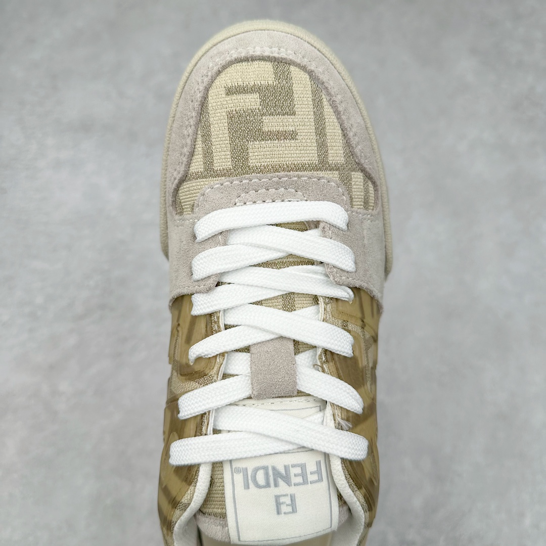 图片[4]-＃F版纯原 FENDI 芬迪 Match sneaters 魔术贴低帮运动鞋 独家定制 全身20几个细节点全部做到一致还原 吊打市面所有版本 独家原装套装配件官方同源 渠道原装订单 全套专柜包装物及配件#鞋底嵌入核心防伪芯片感应装置 FENDI芬迪match最新爆款情侣款运动鞋板鞋原版购入 高工艺无缝细空胶技术 贴楦误差0.05mm,鞋底采用固特异内外锁死工艺 最大限度弯折永不开胶 原鞋一致效果环保无味 鞋面采用麂皮和皮革拼接组合 logo内里采用毛巾绒里 上脚超级柔软 轻便 舒适搭配卫衣 尺码：35 36 37 38 39 40 41 42 43 44 45-选品中心