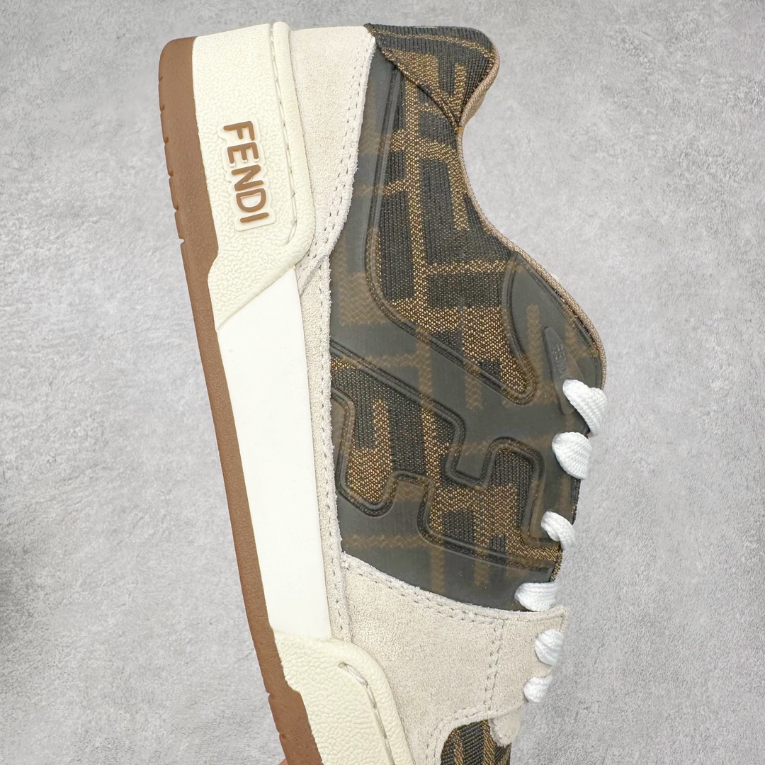 图片[6]-＃F版纯原 FENDI 芬迪 Match sneaters 魔术贴低帮运动鞋 独家定制 全身20几个细节点全部做到一致还原 吊打市面所有版本 独家原装套装配件官方同源 渠道原装订单 全套专柜包装物及配件#鞋底嵌入核心防伪芯片感应装置 FENDI芬迪match最新爆款情侣款运动鞋板鞋原版购入 高工艺无缝细空胶技术 贴楦误差0.05mm,鞋底采用固特异内外锁死工艺 最大限度弯折永不开胶 原鞋一致效果环保无味 鞋面采用麂皮和皮革拼接组合 logo内里采用毛巾绒里 上脚超级柔软 轻便 舒适搭配卫衣 尺码：35 36 37 38 39 40 41 42 43 44 45-选品中心