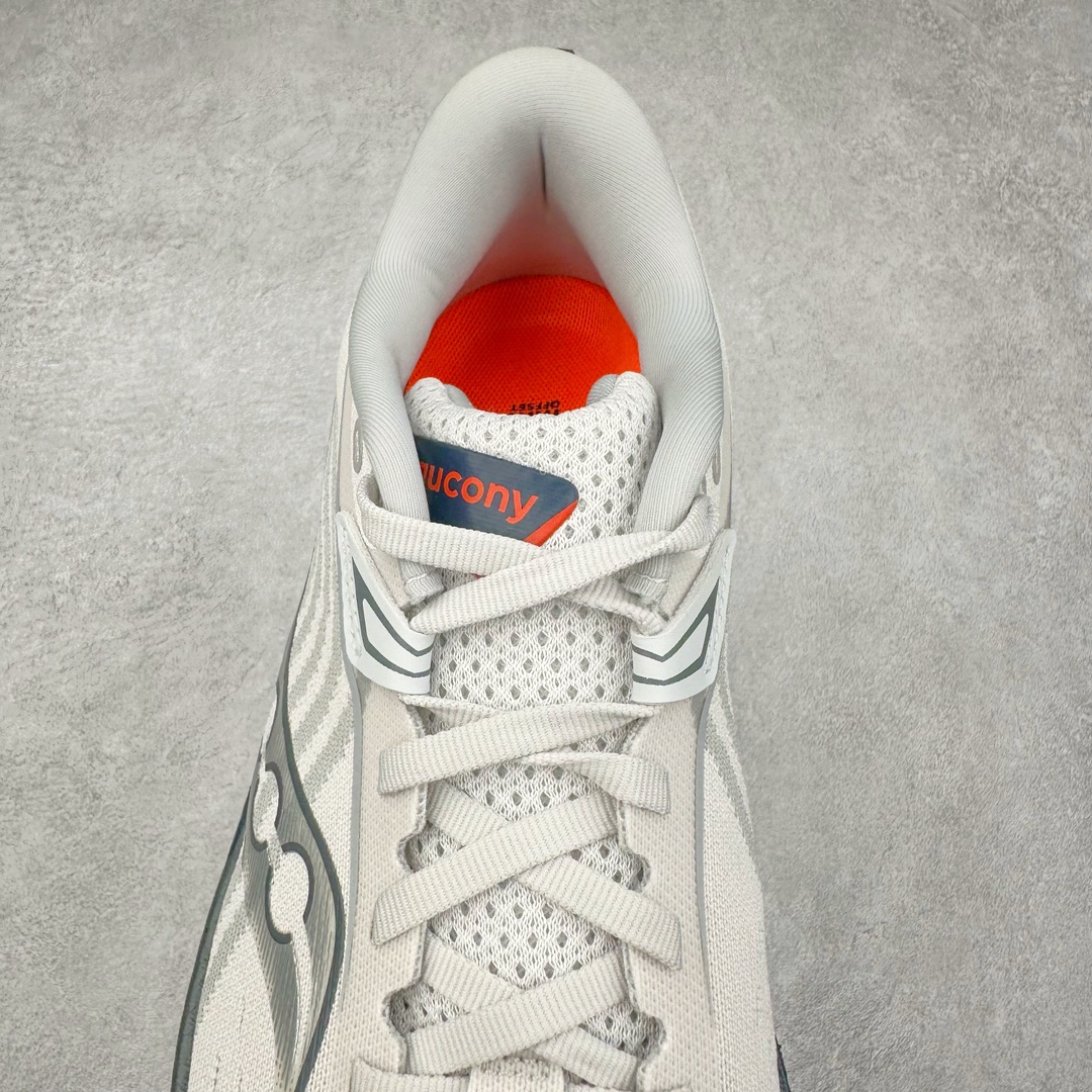 图片[5]-＃SG纯原 Saucony Triumph 22 索康尼胜利22代旗舰级缓震型跑鞋 性能相比前几代再升级：鞋面采用全新升级的工学网设计 贴合脚部更透气 中底部分使用最新的PWRRUN+材质 搭配PWRRUN+鞋垫使中底的大幅加厚 10mm坡差进一步提供缓震、回弹性能 内底则采用了FORMFIT动态适应系统 动态契合脚型 提升包裹性和舒适性 提供更卓越的动态回馈体验 XT-900橡胶大底 可提供良好的抓地力和较强抗磨性能 尺码：35.5 36 36.5 37.5 38 38.5 39 40 40.5 41 42 42.5 43 44 44.5 45-选品中心