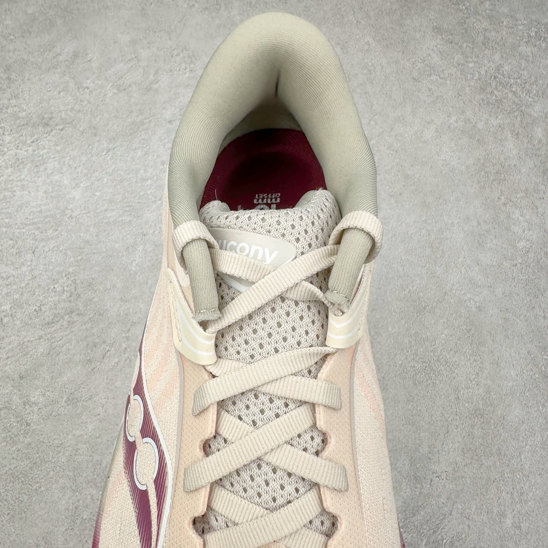 图片[5]-＃SG纯原 Saucony Triumph 22 索康尼胜利22代旗舰级缓震型跑鞋 性能相比前几代再升级：鞋面采用全新升级的工学网设计 贴合脚部更透气 中底部分使用最新的PWRRUN+材质 搭配PWRRUN+鞋垫使中底的大幅加厚 10mm坡差进一步提供缓震、回弹性能 内底则采用了FORMFIT动态适应系统 动态契合脚型 提升包裹性和舒适性 提供更卓越的动态回馈体验 XT-900橡胶大底 可提供良好的抓地力和较强抗磨性能 尺码：35.5 36 36.5 37.5 38 38.5 39 40 40.5 41 42 42.5 43 44 44.5 45-选品中心