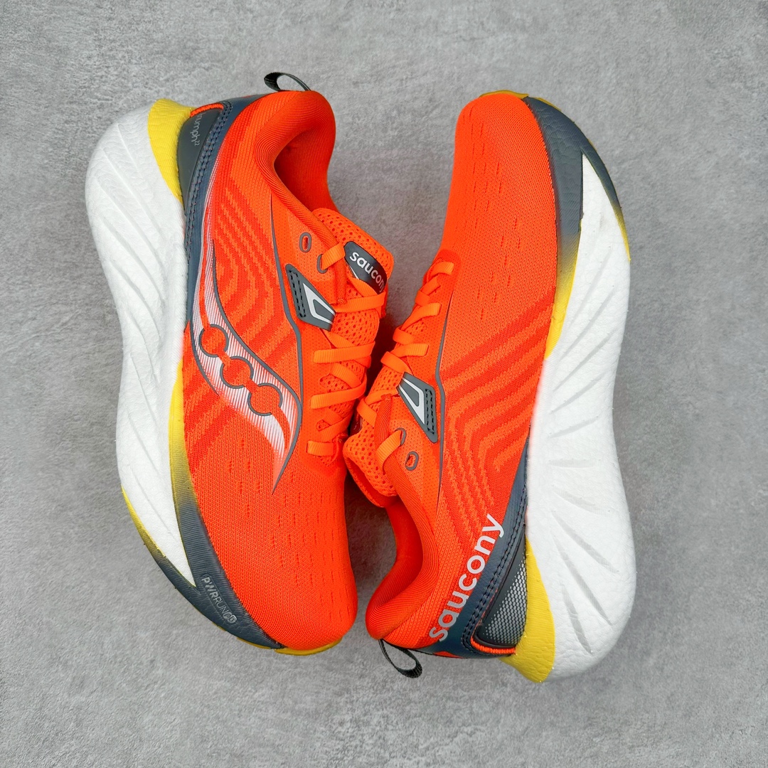 图片[3]-＃SG纯原 Saucony Triumph 22 索康尼胜利22代旗舰级缓震型跑鞋 性能相比前几代再升级：鞋面采用全新升级的工学网设计 贴合脚部更透气 中底部分使用最新的PWRRUN+材质 搭配PWRRUN+鞋垫使中底的大幅加厚 10mm坡差进一步提供缓震、回弹性能 内底则采用了FORMFIT动态适应系统 动态契合脚型 提升包裹性和舒适性 提供更卓越的动态回馈体验 XT-900橡胶大底 可提供良好的抓地力和较强抗磨性能 尺码：35.5 36 36.5 37.5 38 38.5 39 40 40.5 41 42 42.5 43 44 44.5 45-选品中心