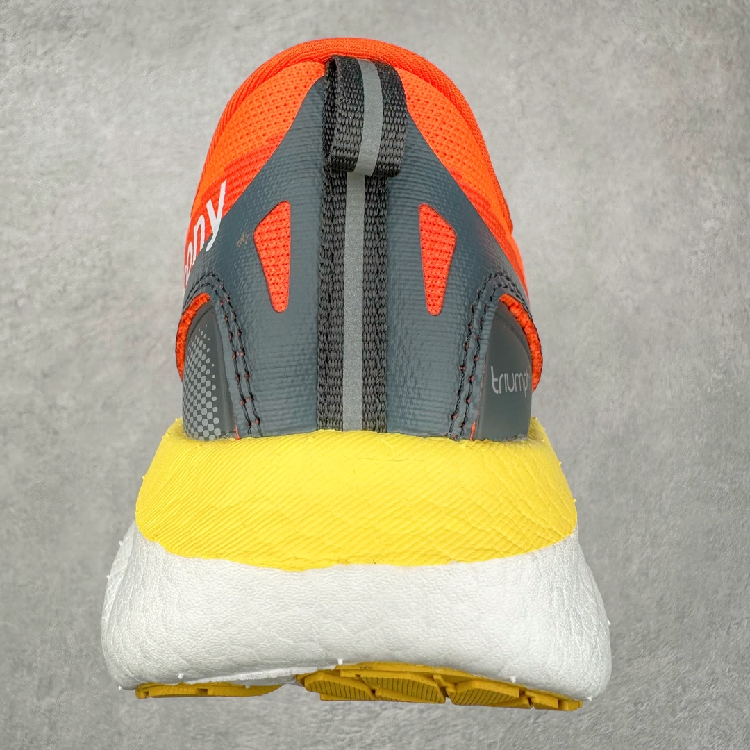 图片[8]-＃SG纯原 Saucony Triumph 22 索康尼胜利22代旗舰级缓震型跑鞋 性能相比前几代再升级：鞋面采用全新升级的工学网设计 贴合脚部更透气 中底部分使用最新的PWRRUN+材质 搭配PWRRUN+鞋垫使中底的大幅加厚 10mm坡差进一步提供缓震、回弹性能 内底则采用了FORMFIT动态适应系统 动态契合脚型 提升包裹性和舒适性 提供更卓越的动态回馈体验 XT-900橡胶大底 可提供良好的抓地力和较强抗磨性能 尺码：35.5 36 36.5 37.5 38 38.5 39 40 40.5 41 42 42.5 43 44 44.5 45-选品中心