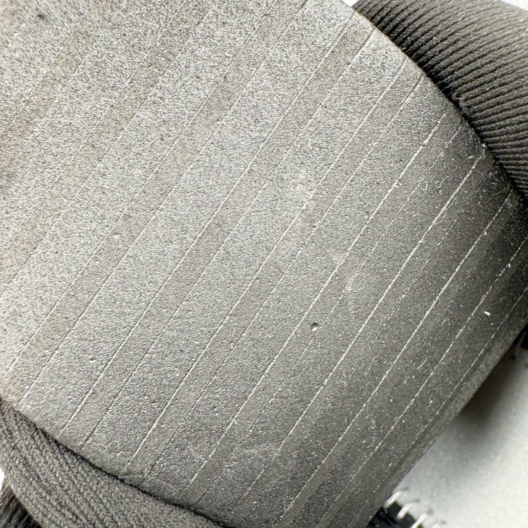 图片[11]-＃纯原 NK Revolution 13 Wide 回游者13代系列低帮轻质缓震透气休闲运动跑步鞋“网织全黑武士”FD6454-003 无论你是跑步新手还是迫切想提速的专业跑者，Nike Downshifter 13 公路跑步鞋都能伴你轻松驾驭。鞋面结合缓震耐穿性能，为你造就又一个得力装备，或是助你朝着目标迈进。尺码：39 40 40.5 41 42 42.5 43 44 44.5 45-选品中心