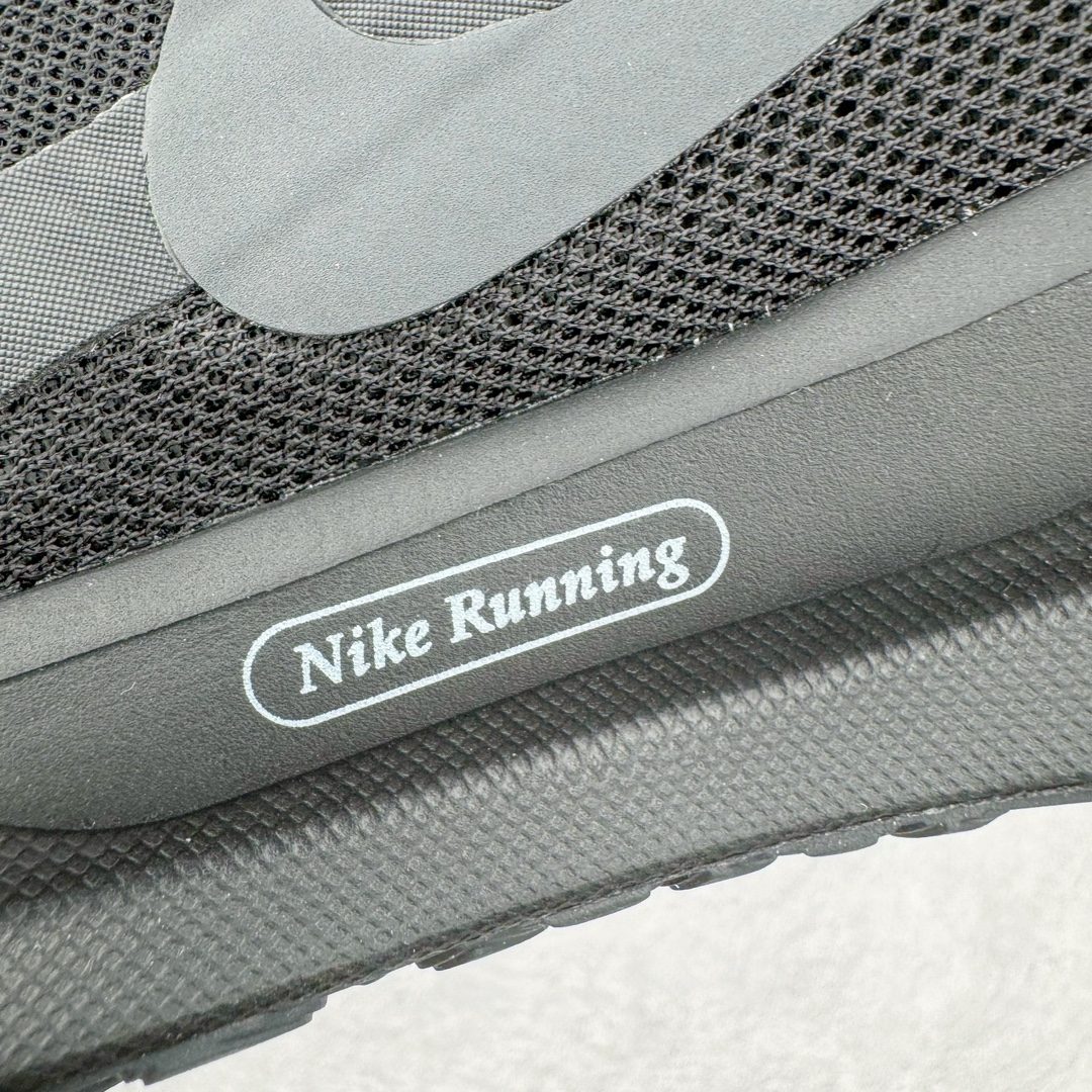 图片[18]-＃纯原 NK Revolution 13 Wide 回游者13代系列低帮轻质缓震透气休闲运动跑步鞋“网织全黑武士”FD6454-003 无论你是跑步新手还是迫切想提速的专业跑者，Nike Downshifter 13 公路跑步鞋都能伴你轻松驾驭。鞋面结合缓震耐穿性能，为你造就又一个得力装备，或是助你朝着目标迈进。尺码：39 40 40.5 41 42 42.5 43 44 44.5 45-选品中心