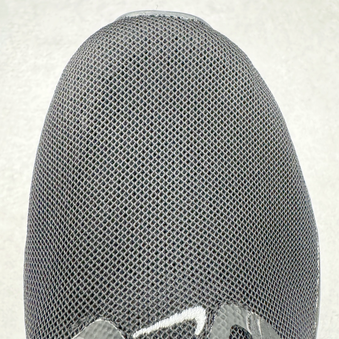 图片[14]-＃纯原 NK Revolution 13 Wide 回游者13代系列低帮轻质缓震透气休闲运动跑步鞋“网织全黑武士”FD6454-003 无论你是跑步新手还是迫切想提速的专业跑者，Nike Downshifter 13 公路跑步鞋都能伴你轻松驾驭。鞋面结合缓震耐穿性能，为你造就又一个得力装备，或是助你朝着目标迈进。尺码：39 40 40.5 41 42 42.5 43 44 44.5 45-选品中心