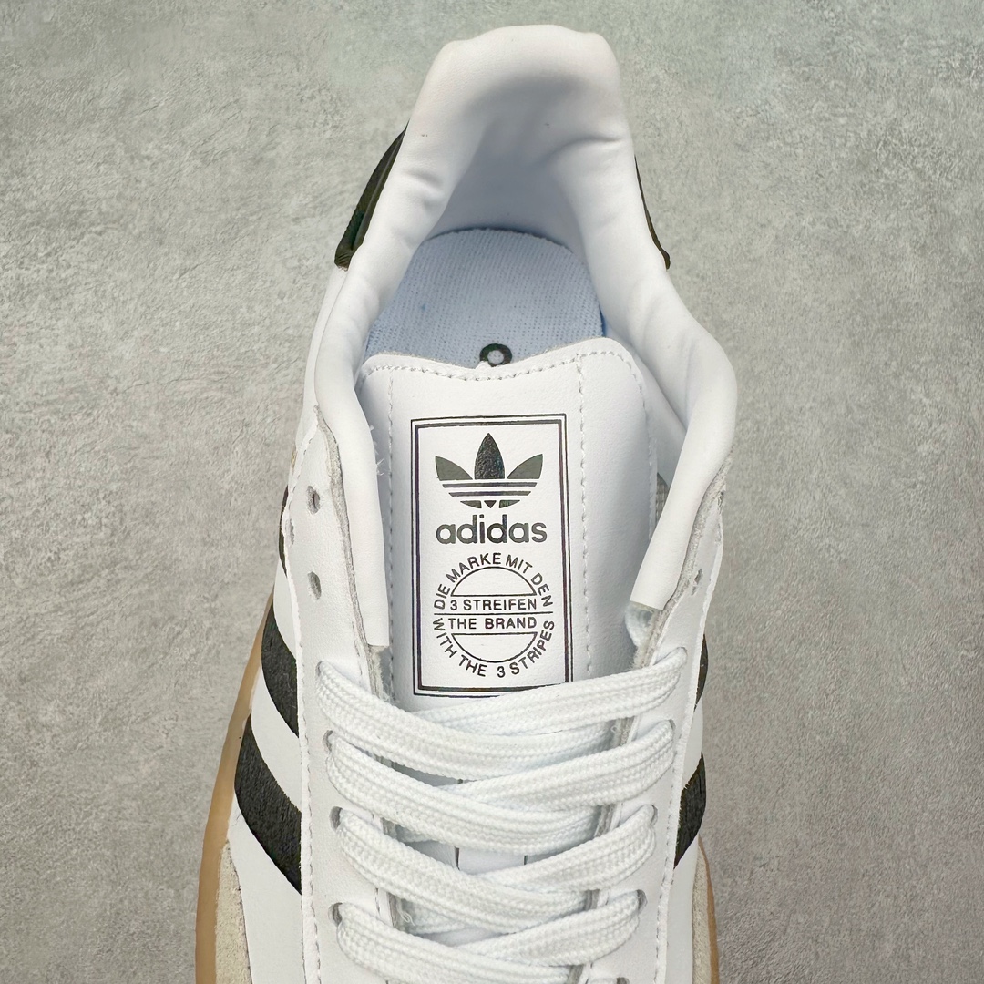 图片[5]-AD Samba XLG 桑巴舞加大厚底版系列德训风百搭松糕休闲运动板鞋生胶底 自Originals Samba成功借势Blokecore风潮一跃成为街头巷尾的焦点鞋款后,不论是围绕Samba本身打造的各式「变种版本」,还是以Samba为蓝本打造联名鞋款,都成为了时尚潮流人士日常穿搭首选。Samba XLG是adidas Originals不断扩展XLG系列的一部分,旨在与年轻文化相契合,迎合那些希望通过个性时尚表达自我而不愿牺牲舒适度的年轻群体。街头时尚领域的Gen Z特别偏爱宽松的穿着风格。Samba XLG针对这一点做了创新。它在延续Samba OG经典设计的基础上,迎合年轻群体的穿着习惯,重塑为宽大的鞋身比例轮廓以及加厚中底,让消费者轻松展示自己独特的风格。全新的Samba XLG系列不仅迎合了当下年轻群体的穿搭习惯,加宽了鞋身比例以及将中底进一步增厚,在视觉比例上更加饱满,同时还保留了经典Samba的细节,这样一来,鞋迷朋友在穿搭上不仅能更加个性化,而且还能延续一定的复古感受。尺码：36 36⅔ 37⅓ 38 38⅔ 39⅓ 40 40⅔ 41⅓ 42 42⅔ 43⅓ 44 45-选品中心