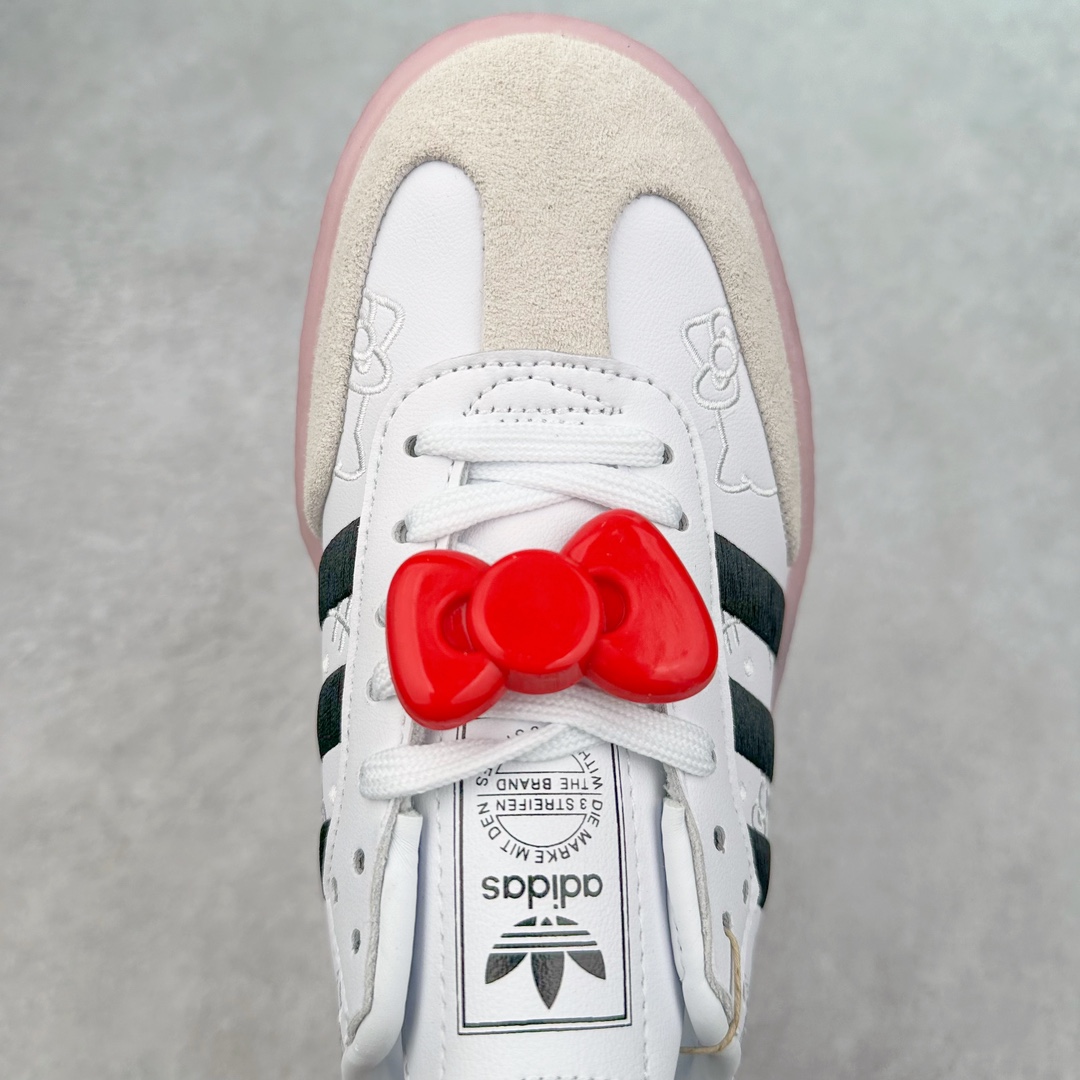 图片[4]-AD Samba XLG 桑巴舞加大厚底版系列德训风百搭松糕休闲运动板鞋生胶底 自Originals Samba成功借势Blokecore风潮一跃成为街头巷尾的焦点鞋款后,不论是围绕Samba本身打造的各式「变种版本」,还是以Samba为蓝本打造联名鞋款,都成为了时尚潮流人士日常穿搭首选。Samba XLG是adidas Originals不断扩展XLG系列的一部分,旨在与年轻文化相契合,迎合那些希望通过个性时尚表达自我而不愿牺牲舒适度的年轻群体。街头时尚领域的Gen Z特别偏爱宽松的穿着风格。Samba XLG针对这一点做了创新。它在延续Samba OG经典设计的基础上,迎合年轻群体的穿着习惯,重塑为宽大的鞋身比例轮廓以及加厚中底,让消费者轻松展示自己独特的风格。全新的Samba XLG系列不仅迎合了当下年轻群体的穿搭习惯,加宽了鞋身比例以及将中底进一步增厚,在视觉比例上更加饱满,同时还保留了经典Samba的细节,这样一来,鞋迷朋友在穿搭上不仅能更加个性化,而且还能延续一定的复古感受。尺码：36 36⅔ 37⅓ 38 38⅔ 39⅓ 40 40⅔ 41⅓ 42 42⅔ 43⅓ 44 45-选品中心