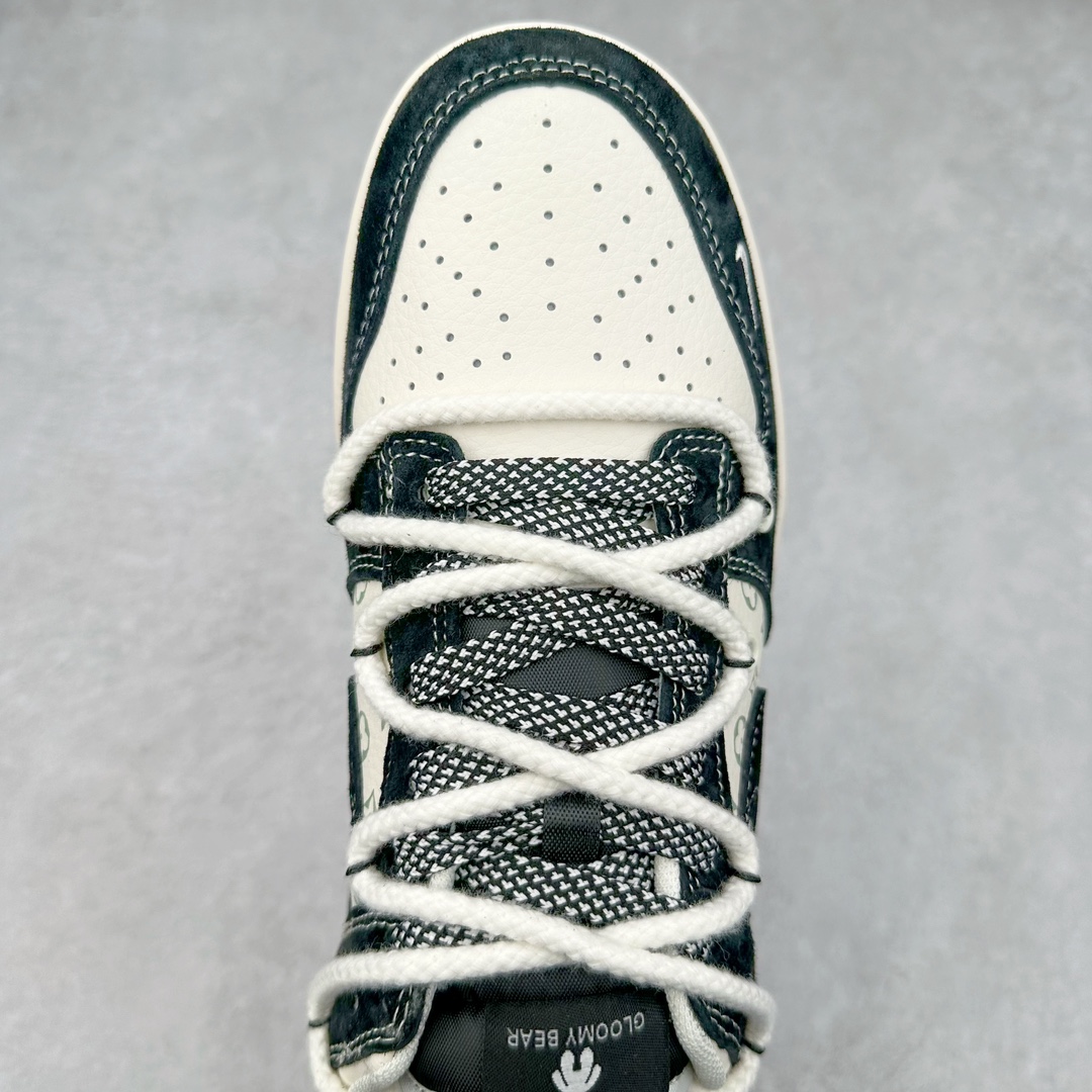 图片[4]-NK Dunk Low 定制配色 SJ2068-290 大厂出品 极力推荐 原装头层材料 独家版型蒸餾加工帶來的是更好的视觉和脚感体验大厂纯原品质出货 清洁度 电绣工艺 皮料切割干净无任何毛边 细节完美 尺码：36 36.5 37.5 38 38.5 39 40 40.5 41 42 42.5 43 44 44.5 45 46 47.5-选品中心