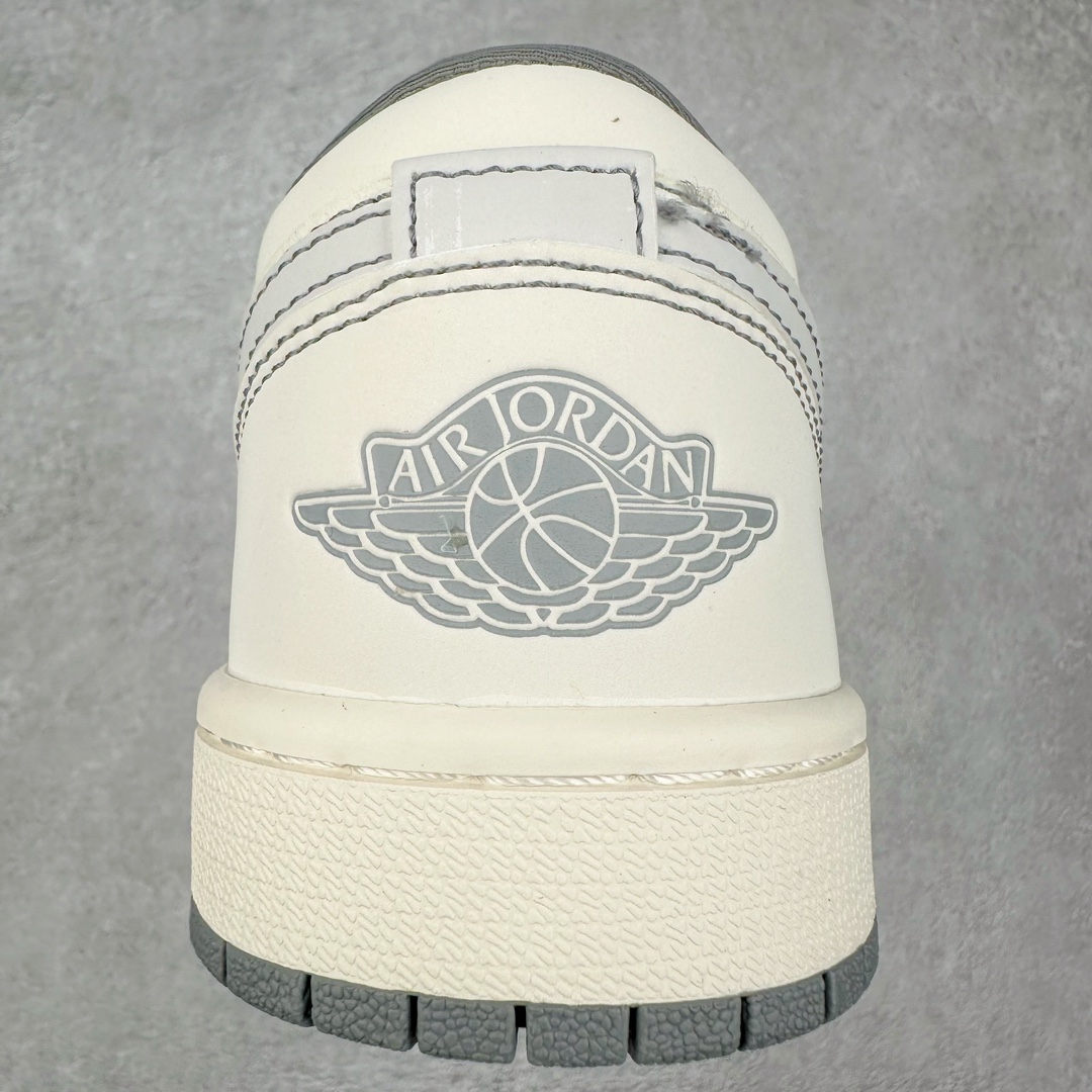 图片[8]-Air Jordan AJ1 Low 低帮系列定制配色 CF3688-022 原厂内置气垫魔块 A模大底 头层小牛皮 鞋舌AJ原厂专用牛津布+AJ专用反口珍珠布+原厂无杂质高弹内里海棉+特殊封边弹力鞋带 尺码：36 36.5 37.5 38 38.5 39 40 40.5 41 42 42.5 43 44 44.5 45 46-选品中心