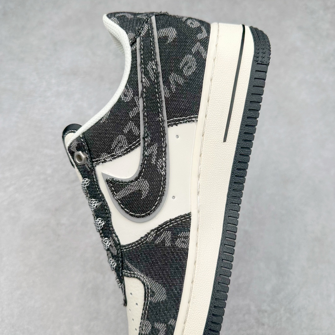 图片[7]-NK Air Force 1´07 Low 空军一号低帮百搭休闲运动板鞋 SJ6698-001 柔软、弹性十足的缓震性能和出色的中底设计 横跨复古与现代的外型结合 造就出风靡全球 三十多年的Force 1 直到今天还深受青睐 尺码：36 36.5 37.5 38 38.5 39 40 40.5 41 42 42.5 43 44 44.5 45-选品中心