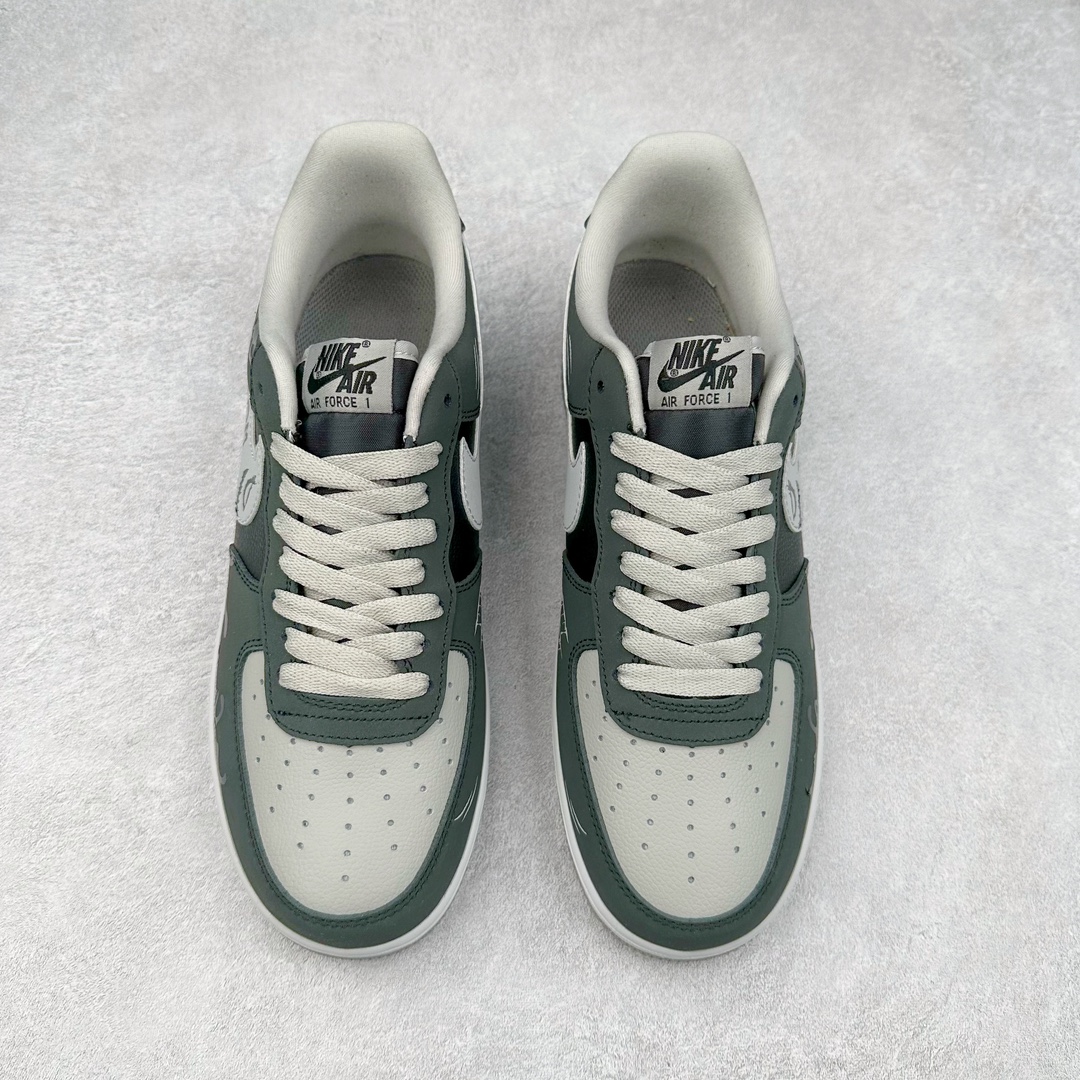 图片[2]-NK Air Force 1´07 Low 空军一号低帮百搭休闲运动板鞋 CW6718-777 柔软、弹性十足的缓震性能和出色的中底设计 横跨复古与现代的外型结合 造就出风靡全球 三十多年的Force 1 直到今天还深受青睐 尺码：36 36.5 37.5 38 38.5 39 40 40.5 41 42 42.5 43 44 44.5 45-选品中心