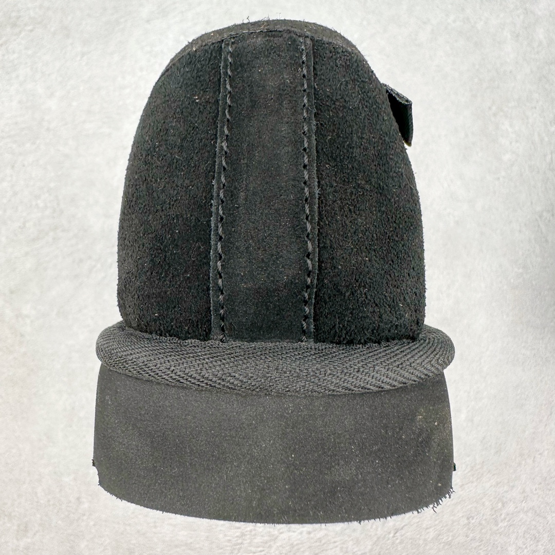 图片[8]-＃GD UGG 3631 经典秋冬羊皮毛一体雪地靴 全鞋采用ZP同厂 隆丰A级澳洲进口羊皮毛一体 品牌代工厂生产线 完全遵循ZP工艺流程 代工厂原厂版师 秉承无原鞋不开发选择 注重每一处细节 市面最正版型 TREADLITE\\\”轻翼\\\”科技外底 轻便/耐用/柔韧/桩型【售后郑重承诺】一个月内若出现重大脱胶/断底等质量问题 直接为您换新！尺码：40 41 42 43 44-选品中心