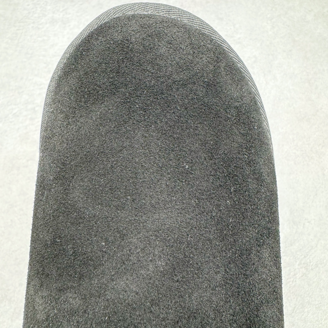 图片[12]-＃SP原厂 UGG 5854 周冬雨短筒厚底秋冬羊皮毛一体雪地靴 全鞋采用ZP同厂 隆丰A级澳洲进口羊皮毛一体 品牌代工厂生产线 完全遵循ZP工艺流程 代工厂原厂版师 秉承无原鞋不开发选择 注重每一处细节 市面最正版型 TREADLITE\\\”轻翼\\\”科技外底 轻便/耐用/柔韧/桩型【售后郑重承诺】一个月内若出现重大脱胶/断底等质量问题 直接为您换新！尺码：35 36 37 38 39 40-选品中心