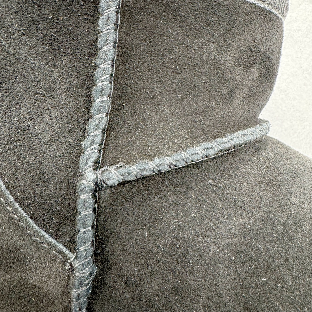 图片[14]-＃SP原厂 UGG 5854 周冬雨短筒厚底秋冬羊皮毛一体雪地靴 全鞋采用ZP同厂 隆丰A级澳洲进口羊皮毛一体 品牌代工厂生产线 完全遵循ZP工艺流程 代工厂原厂版师 秉承无原鞋不开发选择 注重每一处细节 市面最正版型 TREADLITE\\\”轻翼\\\”科技外底 轻便/耐用/柔韧/桩型【售后郑重承诺】一个月内若出现重大脱胶/断底等质量问题 直接为您换新！尺码：35 36 37 38 39 40-选品中心