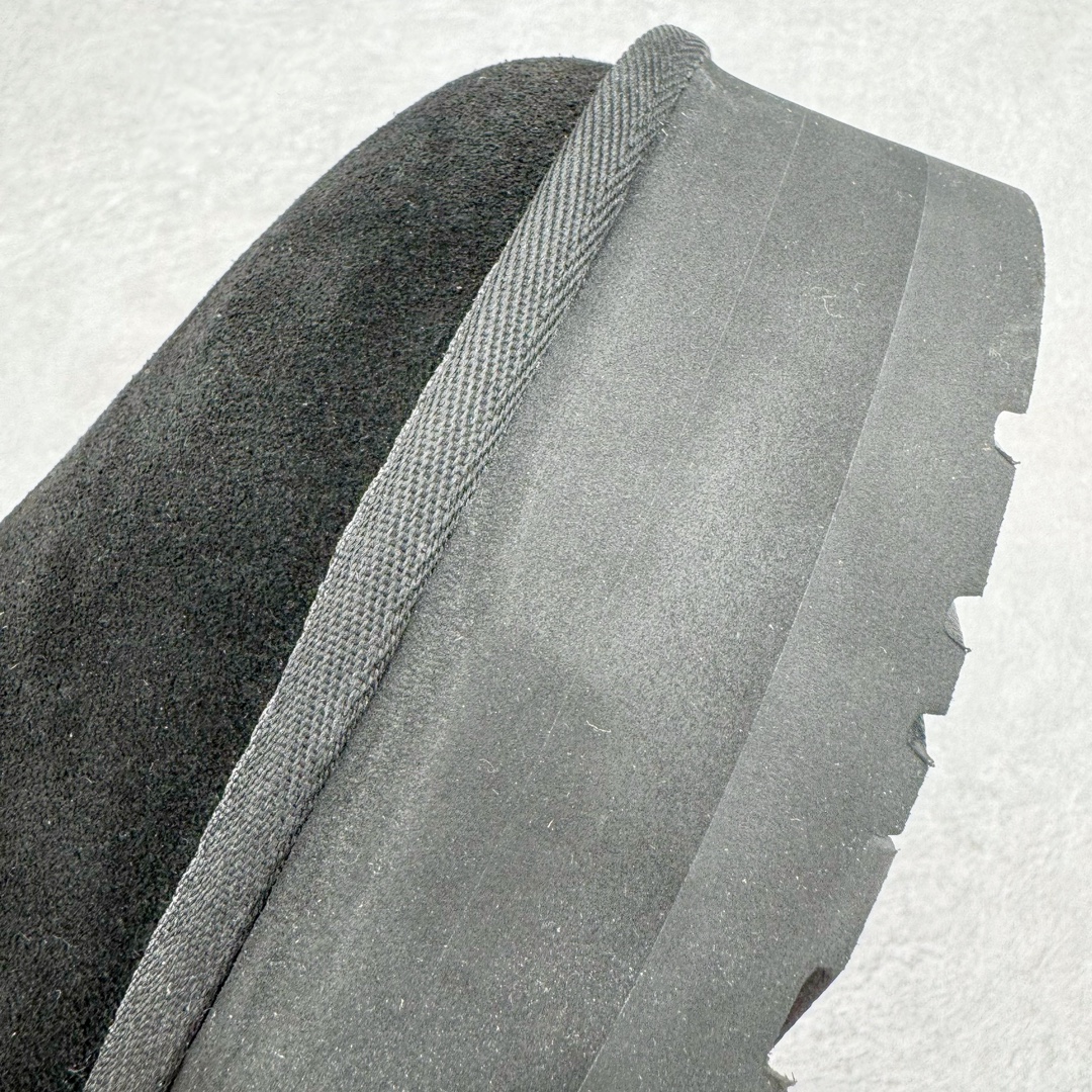 图片[15]-＃SP原厂 UGG 5854 周冬雨短筒厚底秋冬羊皮毛一体雪地靴 全鞋采用ZP同厂 隆丰A级澳洲进口羊皮毛一体 品牌代工厂生产线 完全遵循ZP工艺流程 代工厂原厂版师 秉承无原鞋不开发选择 注重每一处细节 市面最正版型 TREADLITE\\\”轻翼\\\”科技外底 轻便/耐用/柔韧/桩型【售后郑重承诺】一个月内若出现重大脱胶/断底等质量问题 直接为您换新！尺码：35 36 37 38 39 40-选品中心