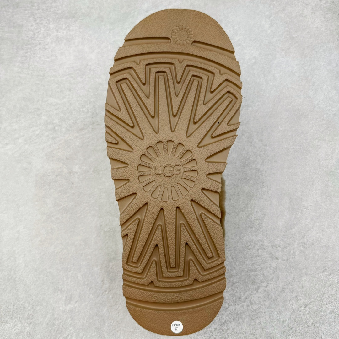 图片[9]-＃CS UGG 4810H 塔次特厚底秋冬羊皮毛一体雪地靴 全鞋采用ZP同厂 隆丰A级澳洲进口羊皮毛一体 品牌代工厂生产线 完全遵循ZP工艺流程 代工厂原厂版师 秉承无原鞋不开发选择 注重每一处细节 市面最正版型 TREADLITE\\\”轻翼\\\”科技外底 轻便/耐用/柔韧/桩型【售后郑重承诺】一个月内若出现重大脱胶/断底等质量问题 直接为您换新！尺码：35 36 37 38 39 40-选品中心