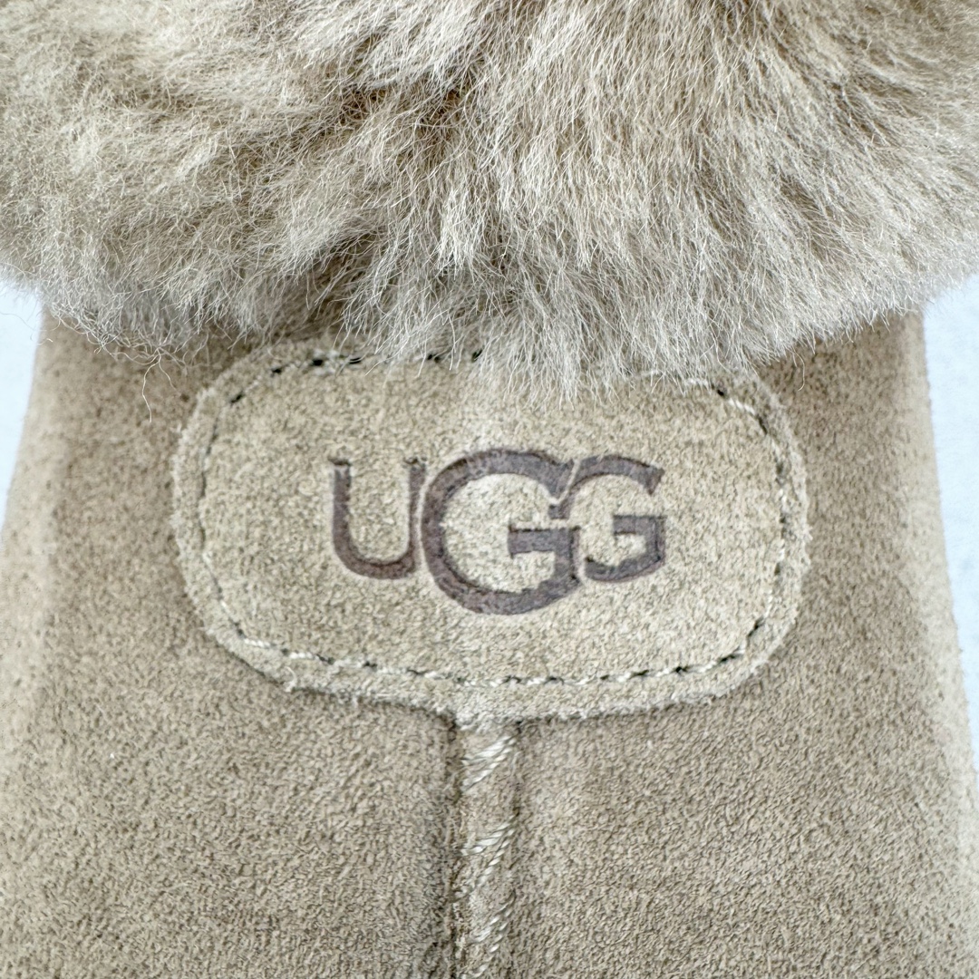 图片[11]-＃CS UGG 4810H 塔次特厚底秋冬羊皮毛一体雪地靴 全鞋采用ZP同厂 隆丰A级澳洲进口羊皮毛一体 品牌代工厂生产线 完全遵循ZP工艺流程 代工厂原厂版师 秉承无原鞋不开发选择 注重每一处细节 市面最正版型 TREADLITE\\\”轻翼\\\”科技外底 轻便/耐用/柔韧/桩型【售后郑重承诺】一个月内若出现重大脱胶/断底等质量问题 直接为您换新！尺码：35 36 37 38 39 40-选品中心