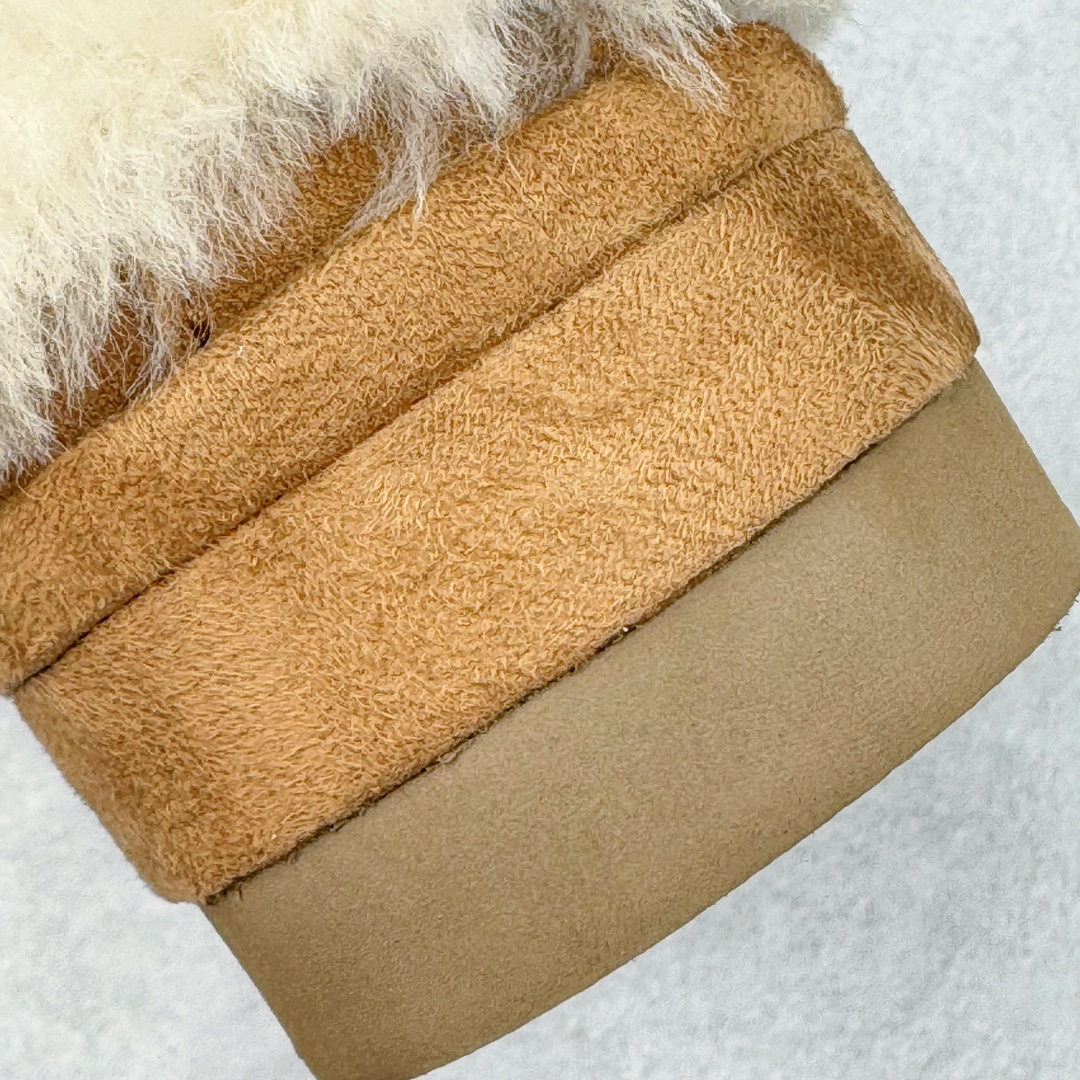 图片[10]-＃SP原厂 UGG 6390 欧包鞋秋冬羊皮毛一体雪地靴 全鞋采用ZP同厂 隆丰A级澳洲进口羊皮毛一体 品牌代工厂生产线 完全遵循ZP工艺流程 代工厂原厂版师 秉承无原鞋不开发选择 注重每一处细节 市面最正版型 TREADLITE\\\”轻翼\\\”科技外底 轻便/耐用/柔韧/桩型【售后郑重承诺】一个月内若出现重大脱胶/断底等质量问题 直接为您换新！尺码：35 36 37 38 39 40-选品中心