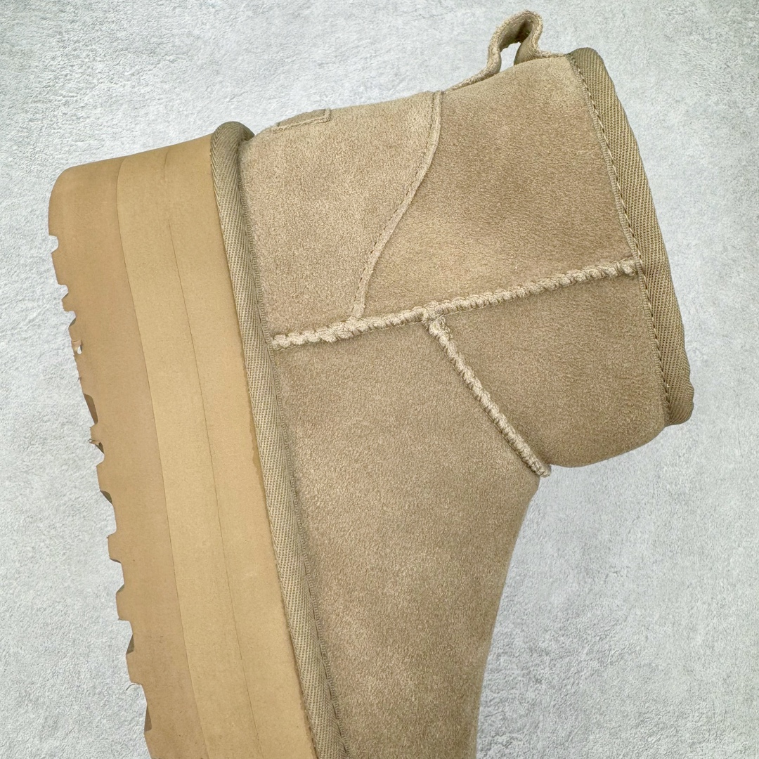 图片[6]-＃SP原厂 UGG 5854 周冬雨短筒厚底秋冬羊皮毛一体雪地靴 全鞋采用ZP同厂 隆丰A级澳洲进口羊皮毛一体 品牌代工厂生产线 完全遵循ZP工艺流程 代工厂原厂版师 秉承无原鞋不开发选择 注重每一处细节 市面最正版型 TREADLITE\\\”轻翼\\\”科技外底 轻便/耐用/柔韧/桩型【售后郑重承诺】一个月内若出现重大脱胶/断底等质量问题 直接为您换新！尺码：35 36 37 38 39 40-选品中心