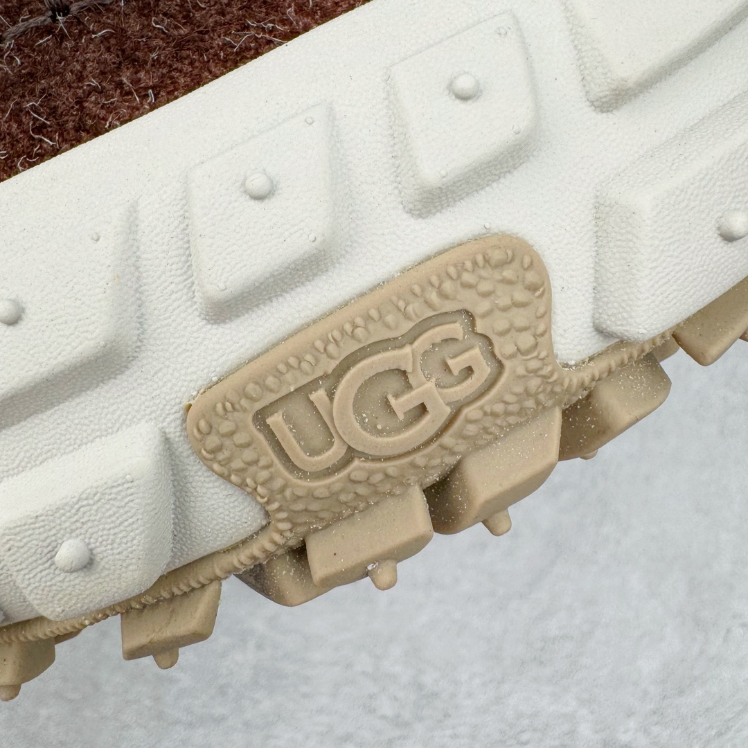 图片[16]-＃SP原厂 UGG 1154530 轮胎底塔斯曼露趾包头秋冬羊皮毛一体雪地靴 全鞋采用ZP同厂 隆丰A级澳洲进口羊皮毛一体 品牌代工厂生产线 完全遵循ZP工艺流程 代工厂原厂版师 秉承无原鞋不开发选择 注重每一处细节 市面最正版型 TREADLITE\\\”轻翼\\\”科技外底 轻便/耐用/柔韧/桩型【售后郑重承诺】一个月内若出现重大脱胶/断底等质量问题 直接为您换新！尺码：35 36 37 38 39 40-选品中心