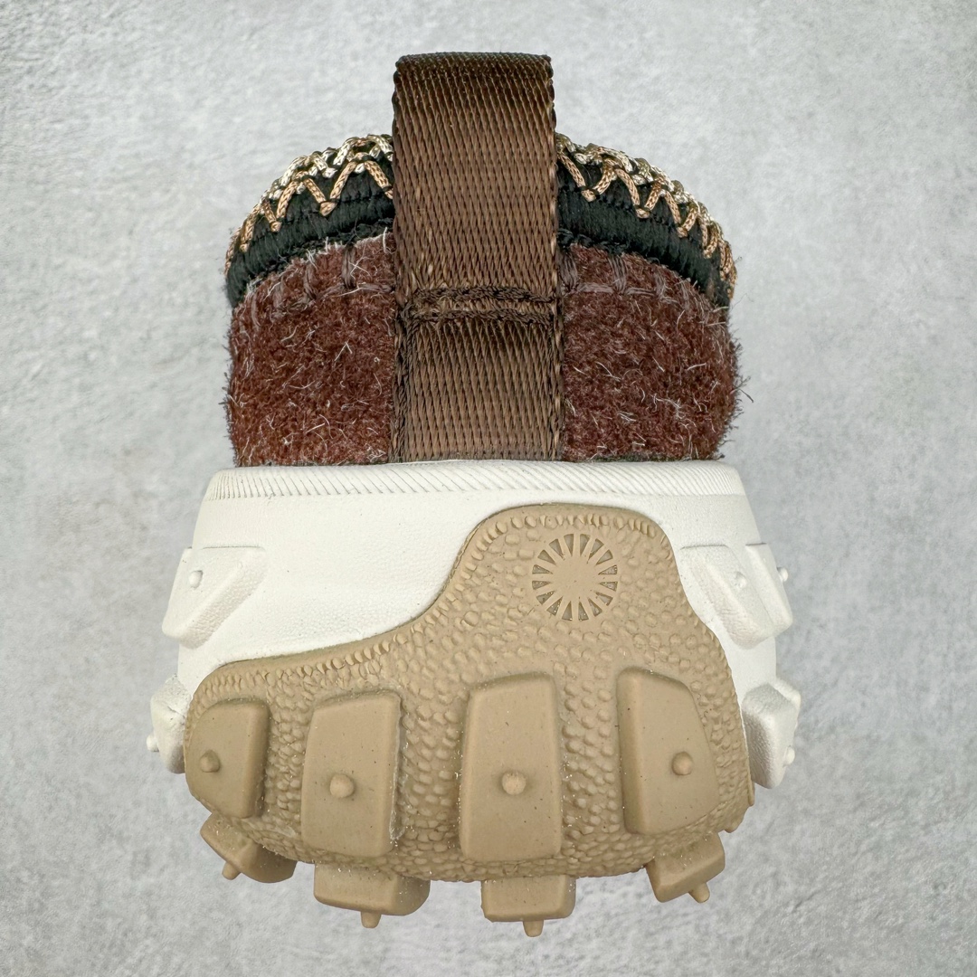 图片[8]-＃SP原厂 UGG 1154530 轮胎底塔斯曼露趾包头秋冬羊皮毛一体雪地靴 全鞋采用ZP同厂 隆丰A级澳洲进口羊皮毛一体 品牌代工厂生产线 完全遵循ZP工艺流程 代工厂原厂版师 秉承无原鞋不开发选择 注重每一处细节 市面最正版型 TREADLITE\\\”轻翼\\\”科技外底 轻便/耐用/柔韧/桩型【售后郑重承诺】一个月内若出现重大脱胶/断底等质量问题 直接为您换新！尺码：35 36 37 38 39 40-选品中心