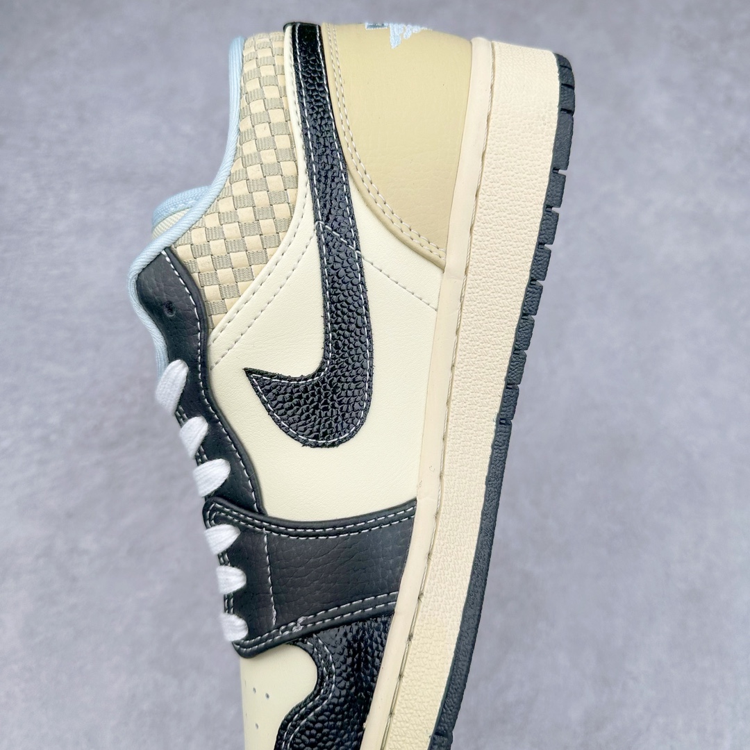 图片[7]-＃K版 Air Jordan AJ1 Low 低帮 HQ3437-101 全新流水线出品 DT版本唯一平替选择 市场第二梯队最强版 全部原鞋开发 原楦原纸板开发 全鞋电脑针车 原厂内置全掌气垫 原盒内在原标 唯一Zp原版鞋带绑法 免检产品 全新2022版型 全头层皮料 完美零毛边处理 原厂配置全掌气垫 价格定位良心 几十个配色陆续出货 尺码：36 36.5 37.5 38 38.5 39 40 40.5 41 42 42.5 43 44 44.5 45 46 47.5-选品中心