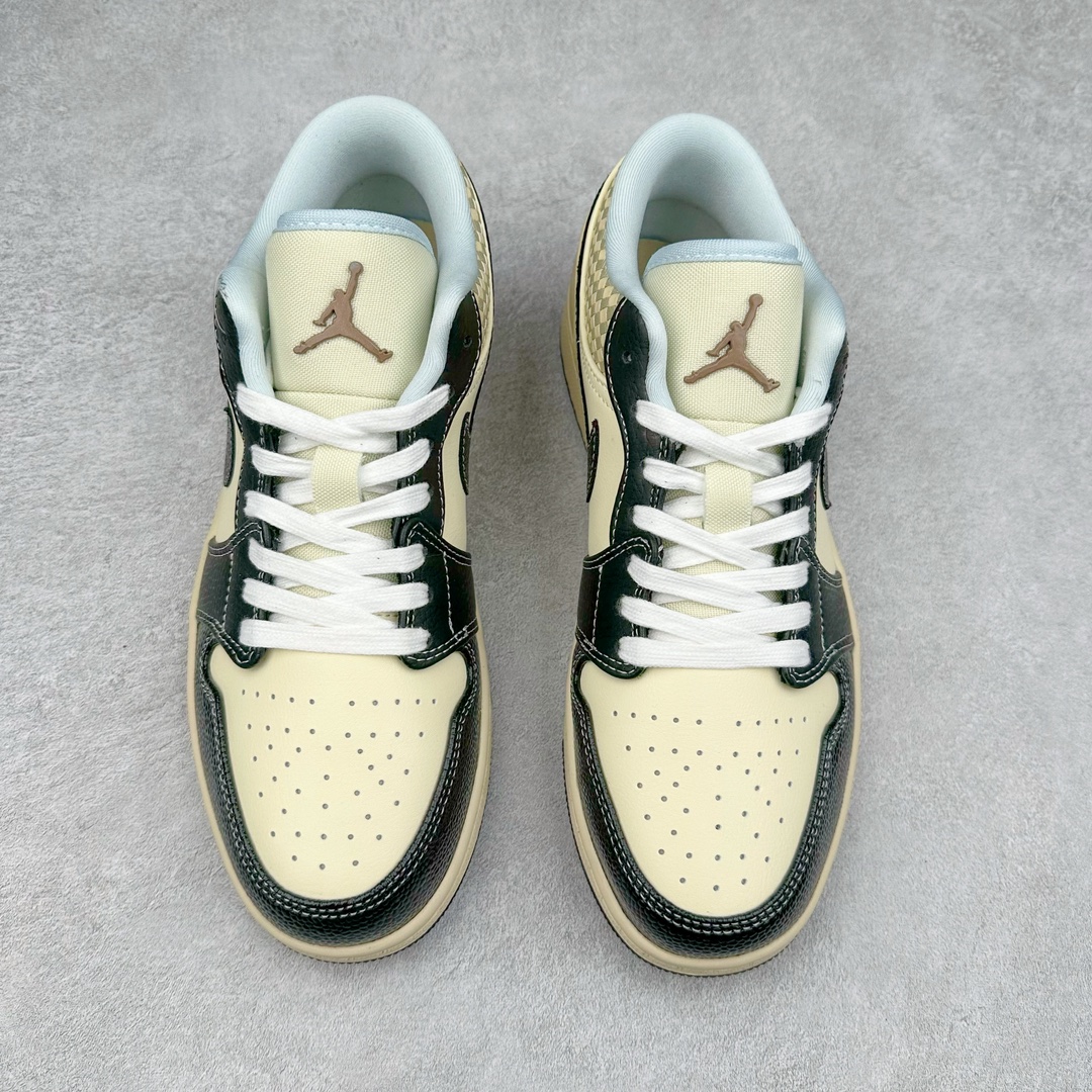 图片[2]-＃K版 Air Jordan AJ1 Low 低帮 HQ3437-101 全新流水线出品 DT版本唯一平替选择 市场第二梯队最强版 全部原鞋开发 原楦原纸板开发 全鞋电脑针车 原厂内置全掌气垫 原盒内在原标 唯一Zp原版鞋带绑法 免检产品 全新2022版型 全头层皮料 完美零毛边处理 原厂配置全掌气垫 价格定位良心 几十个配色陆续出货 尺码：36 36.5 37.5 38 38.5 39 40 40.5 41 42 42.5 43 44 44.5 45 46 47.5-选品中心