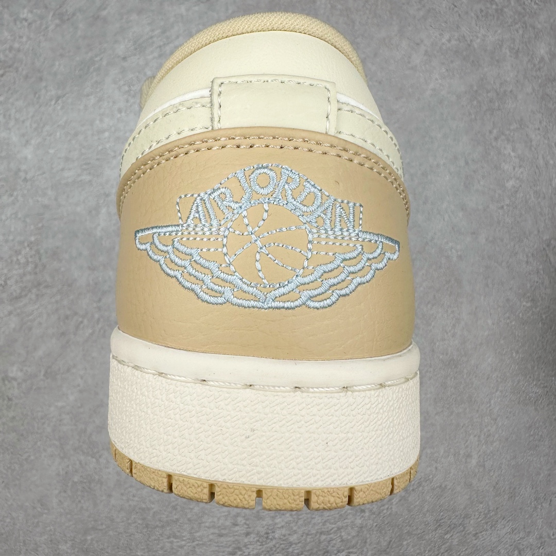 图片[8]-＃K版 Air Jordan AJ1 Low 低帮 HQ4186-111 全新流水线出品 DT版本唯一平替选择 市场第二梯队最强版 全部原鞋开发 原楦原纸板开发 全鞋电脑针车 原厂内置全掌气垫 原盒内在原标 唯一Zp原版鞋带绑法 免检产品 全新2022版型 全头层皮料 完美零毛边处理 原厂配置全掌气垫 价格定位良心 几十个配色陆续出货 尺码：36 36.5 37.5 38 38.5 39 40 40.5 41 42 42.5 43 44 44.5 45 46 47.5-选品中心