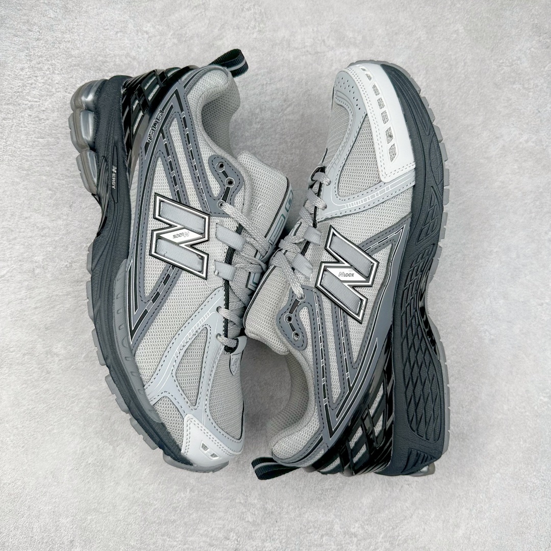New Balance M6R New Balance M6R