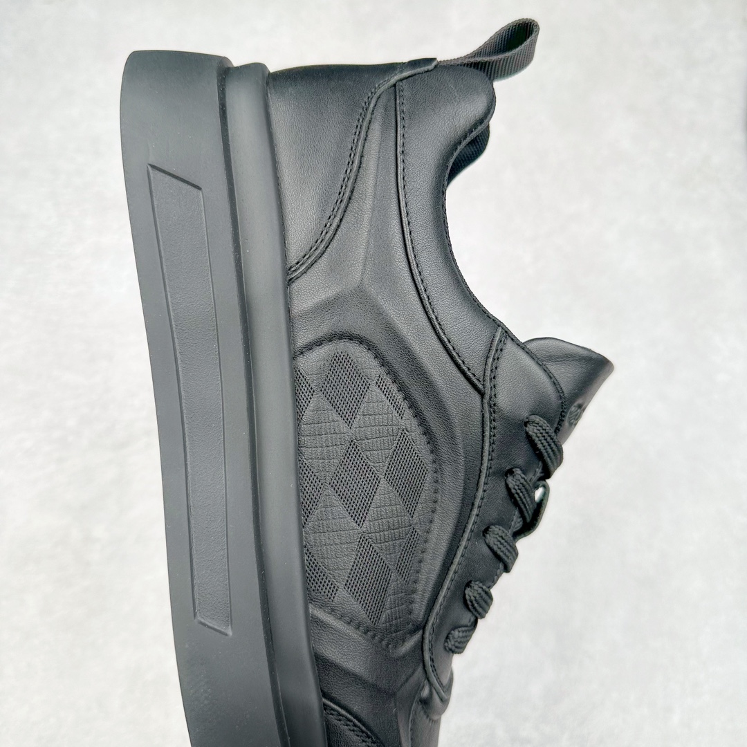 图片[6]-ECCO爱步厚底板鞋男鞋 秋季新款简约时尚真皮休闲鞋 街头ACE系列 顺应复古风格热潮 摩登潮流的厚底板鞋 优质牛皮和柔软织物衬里 提供舒适透气的穿着体验 简约系带设计，可自由调节松紧 随时随地自在出行 马赛克拼色设计为整体造型增添活力 橡胶大底 轻盈缓震 舒适回弹 抓地耐磨 辅以经典的板鞋鞋型 摆脱厚重的笨重感 时刻保持时尚热潮 尺码：38 39 40 41 42 43（皮鞋码）-选品中心