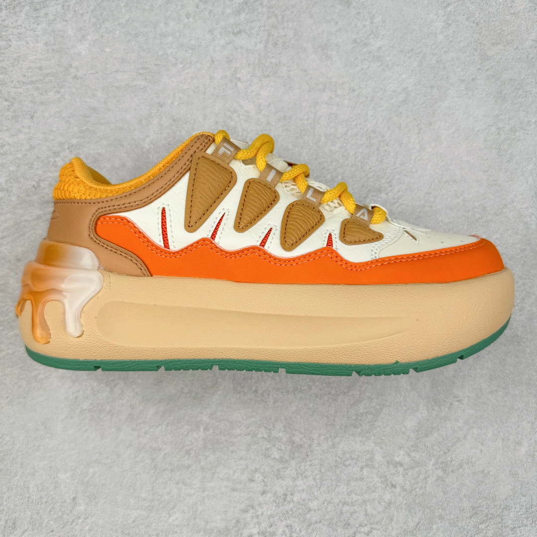 FILA CARROT 2 斐乐萝卜鞋2.0 经典百搭休闲 防滑减震耐磨低帮板鞋 传承了 FILA 的百年基因，融入年轻运动及潮流文化，成为引领变革、创新突破的一代。以“1+N” 的跨界合作模式重现经典的同时创造经典。带来最出其不意的跨界合作惊喜。同时，FILAFUSION把FILA 的 DNA 融入到定制体验里，你可以随心制造厲于你的产品。FILA FUSION 的鞋家族涵盖了老爹鞋、跑步鞋、网球鞋、季节款。风格复古新潮，满足了时尚人士出行及各类运动的搭配需求，成为当下年轻人筷拥的鞋类品牌之一。FILA FUSION 走进年轻人的世界，通过年轻人运动，街舞，滑板，篮球，展现 FILA FUSION 的潮流态度和年轻文化。FILA FUSION 认为末来属于引领变革、创新突破的年轻一代，让我们一起构成 FILA 未来的蓝图吧！尺码：35.5 36 36.5 37.5 38 38.5 39 40-选品中心