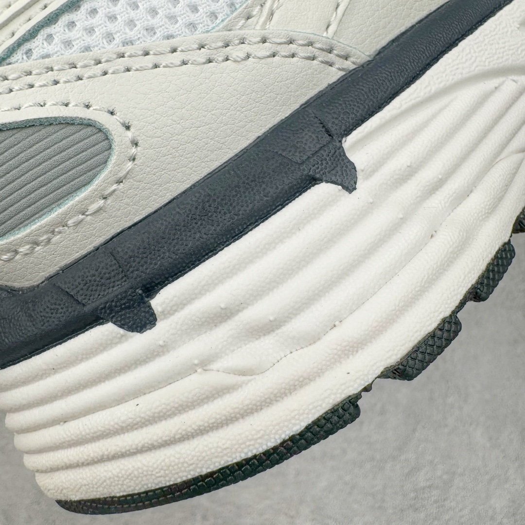 图片[20]-＃CS纯原 NK P-6000 系列低帮复古老爹风休闲运动舒适慢跑鞋 CD6404-018 购入原鞋原装纸板楦头开发 独家私模四层组合大底 市场唯一正确版本 良心定价 新配色陆续出货 进口三文治网面 融合 Pegasus 过往运动鞋设计 助力 21 世纪早期跑步运动跃升时尚新高度 采用透气网眼布、运动风格线条和耐穿覆面 兼具吸睛外观和舒适感受 中底泡绵以田径赛道为灵感 打造厚实设计 缔造出众缓震性能 尺码：36 36.5 37.5 38 38.5 39 40 40.5 41 42 42.5 43 44 44.5 45-选品中心