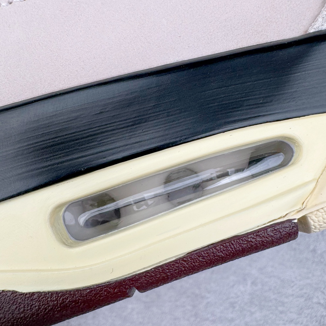 图片[20]-＃GX A Ma Maniére x Air Jordan AJ4 Retro SP\\\”Violet Ore\\\” AMM联名淡粉 FZ4810-200 圈内最强四代 耗时半年巨作 全套原纸板楦头开发 原厂特供皮料加持 确保原汁原味 完美呈现四代版型 一比一鞋头弧度高度鞋身弧度 数据细节工艺流程均保持原鞋一致 原厂TPU网格鞋带扣 正确内里网布 菱角分明不变形无多余毛边 柔软性质感一致于原鞋 市场唯一原厂鞋扣模具 背面可见隐藏注塑口 原厂织唛标 原厂飞人电绣工艺 尾指中部跳三针 独家绑鞋带手法 印刷中底布 四线拉帮 米色美纹纸贴合固定 进口港宝加持 后跟自然饱满 全鞋荧光划线卡点 追求极致完美 每一双都是工艺品 多重QC质检 超越公司货的品控标准 实实在在的免检产品 尺码：40 40.5 41 42 42.5 43 44 44.5 45 46 47.5-选品中心