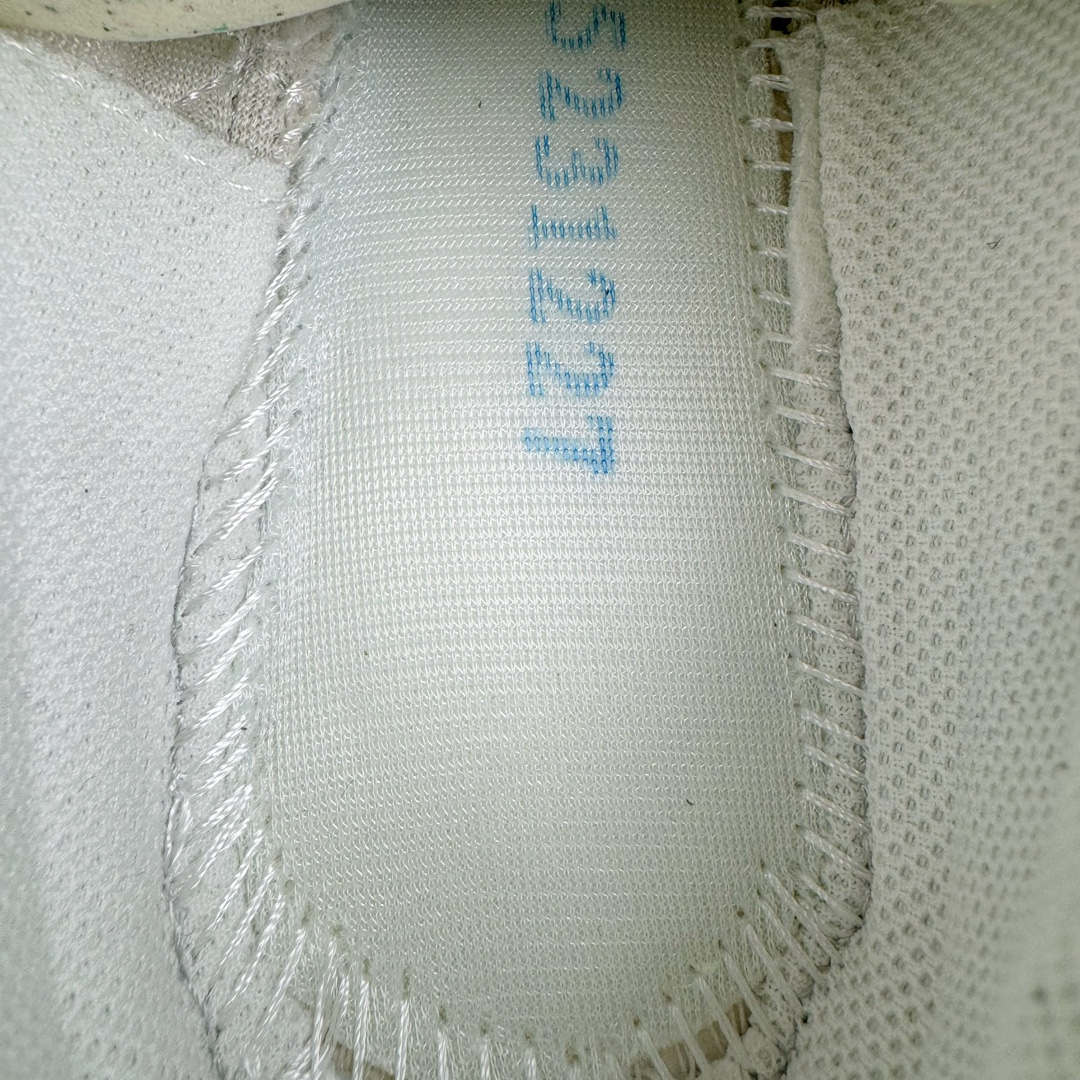 图片[10]-＃ZX Asics Gel-Kayano K14 亚瑟士系列复古舒适织物合成革减震防滑耐磨低帮休闲跑步鞋 内卷时代 纯原品质 真标价格 市场顶级版本 原装纸板楦头开发 独家私模五层组合大底 原厂定制缓震硅胶加持 原盒原配 官方四联吊牌 一比一同步原鞋工艺和用料 鞋面原厂“三明治”多层网布 区别其他同价版本 鞋垫采用原厂OrthoLite欧索莱材质 非普通海玻璃鞋垫 后跟一样采用了GEL缓震胶 整体系列设计非常的科技感 锻炼跑步的同时让你一样时尚百搭 尺码：36 37 37.5 38 39 39.5 40 40.5 41.5 42 42.5 43.5 44 44.5 45-选品中心