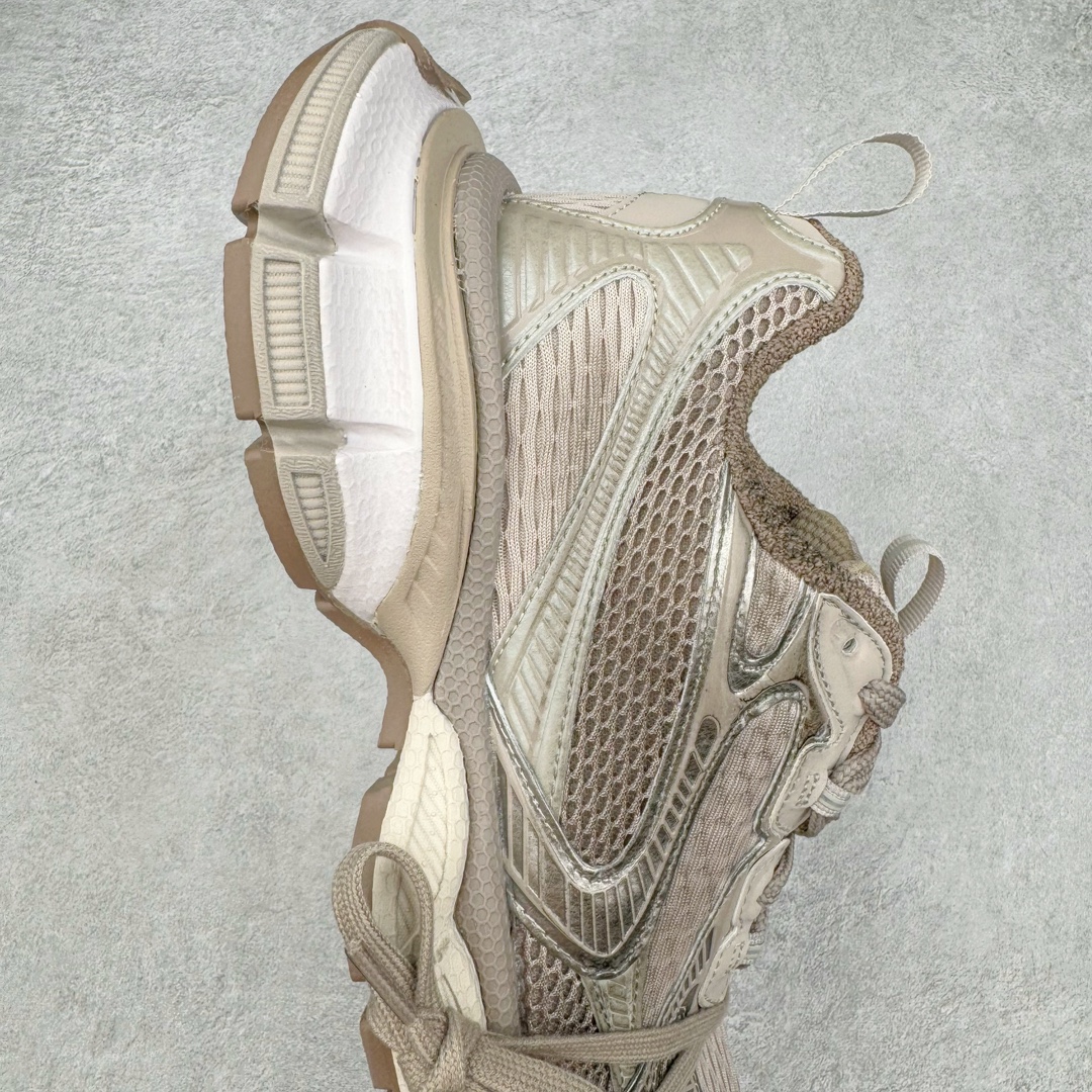 图片[6]-＃XA BALENCIAGA 3XL Sneakers 巴黎世家十代网布系带低帮走秀复古老爹鞋 全套原纸板楦头开发 最原汁原味的灵魂版型 全鞋荧光划线卡点 胶水把控整洁度追求极致完美 每一双都是工艺品 多重QC质检 超越公司货的品控标准 实实在在的免检产品 原盒原配 正确字体电绣 粗细、位置、大小正确 侧边TPU 透气孔匹配意产原版 正确分离大底 TPU软底 原版一致大底LOGO 立体感十足 原厂皮料水洗做旧 采购原厂网纱 不含皮革 网布材料和聚氨酯 磨损效果 鞋头边缘和后帮 Balenciaga 徽标 鞋面和后跟凸印尺码 鞋舌 3XL 橡胶品牌标识和反光细节 鞋帮拉袢和鞋舌拉祥 配反光细节 备用鞋带在鞋履前侧 可在穿着前取下 便于不同造型搭配 正常尺码 尺码：35 36 37 38 39 40 41 42 43 44 45 46-选品中心