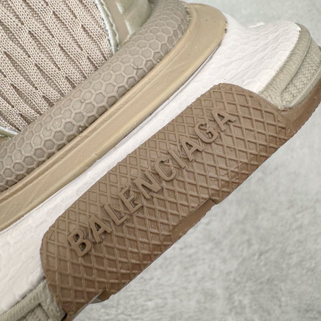 图片[12]-＃XA BALENCIAGA 3XL Sneakers 巴黎世家十代网布系带低帮走秀复古老爹鞋 全套原纸板楦头开发 最原汁原味的灵魂版型 全鞋荧光划线卡点 胶水把控整洁度追求极致完美 每一双都是工艺品 多重QC质检 超越公司货的品控标准 实实在在的免检产品 原盒原配 正确字体电绣 粗细、位置、大小正确 侧边TPU 透气孔匹配意产原版 正确分离大底 TPU软底 原版一致大底LOGO 立体感十足 原厂皮料水洗做旧 采购原厂网纱 不含皮革 网布材料和聚氨酯 磨损效果 鞋头边缘和后帮 Balenciaga 徽标 鞋面和后跟凸印尺码 鞋舌 3XL 橡胶品牌标识和反光细节 鞋帮拉袢和鞋舌拉祥 配反光细节 备用鞋带在鞋履前侧 可在穿着前取下 便于不同造型搭配 正常尺码 尺码：35 36 37 38 39 40 41 42 43 44 45 46-选品中心