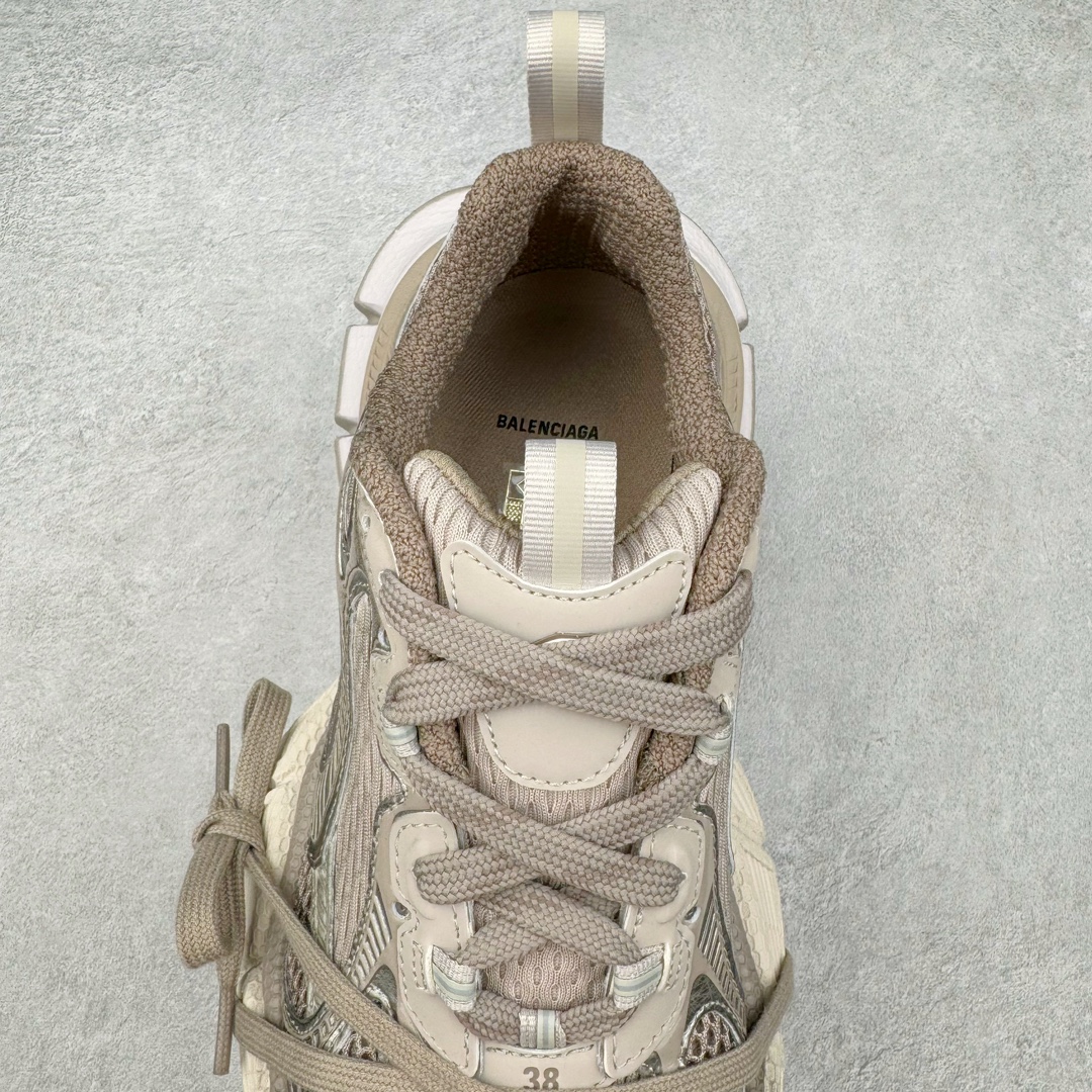 图片[5]-＃XA BALENCIAGA 3XL Sneakers 巴黎世家十代网布系带低帮走秀复古老爹鞋 全套原纸板楦头开发 最原汁原味的灵魂版型 全鞋荧光划线卡点 胶水把控整洁度追求极致完美 每一双都是工艺品 多重QC质检 超越公司货的品控标准 实实在在的免检产品 原盒原配 正确字体电绣 粗细、位置、大小正确 侧边TPU 透气孔匹配意产原版 正确分离大底 TPU软底 原版一致大底LOGO 立体感十足 原厂皮料水洗做旧 采购原厂网纱 不含皮革 网布材料和聚氨酯 磨损效果 鞋头边缘和后帮 Balenciaga 徽标 鞋面和后跟凸印尺码 鞋舌 3XL 橡胶品牌标识和反光细节 鞋帮拉袢和鞋舌拉祥 配反光细节 备用鞋带在鞋履前侧 可在穿着前取下 便于不同造型搭配 正常尺码 尺码：35 36 37 38 39 40 41 42 43 44 45 46-选品中心