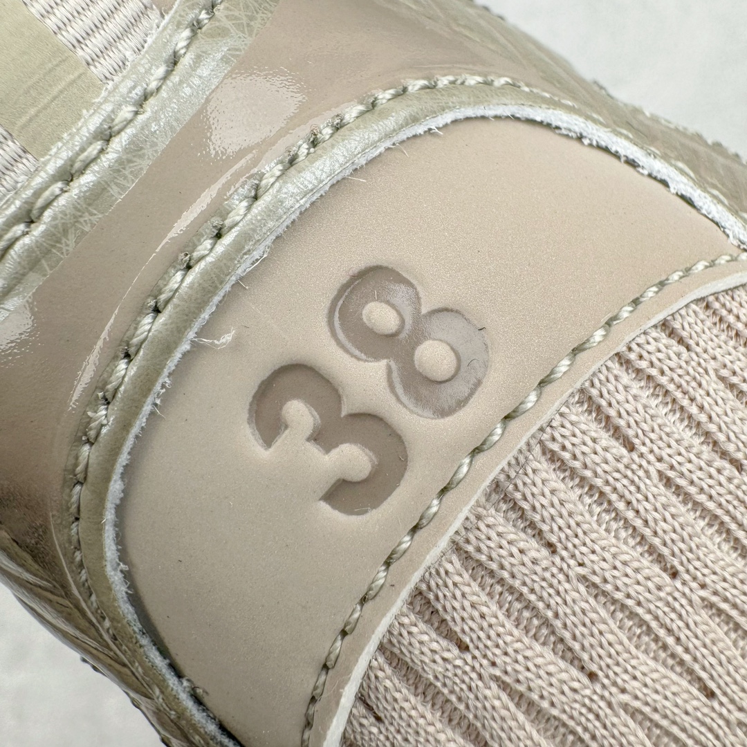 图片[13]-＃XA BALENCIAGA 3XL Sneakers 巴黎世家十代网布系带低帮走秀复古老爹鞋 全套原纸板楦头开发 最原汁原味的灵魂版型 全鞋荧光划线卡点 胶水把控整洁度追求极致完美 每一双都是工艺品 多重QC质检 超越公司货的品控标准 实实在在的免检产品 原盒原配 正确字体电绣 粗细、位置、大小正确 侧边TPU 透气孔匹配意产原版 正确分离大底 TPU软底 原版一致大底LOGO 立体感十足 原厂皮料水洗做旧 采购原厂网纱 不含皮革 网布材料和聚氨酯 磨损效果 鞋头边缘和后帮 Balenciaga 徽标 鞋面和后跟凸印尺码 鞋舌 3XL 橡胶品牌标识和反光细节 鞋帮拉袢和鞋舌拉祥 配反光细节 备用鞋带在鞋履前侧 可在穿着前取下 便于不同造型搭配 正常尺码 尺码：35 36 37 38 39 40 41 42 43 44 45 46-选品中心