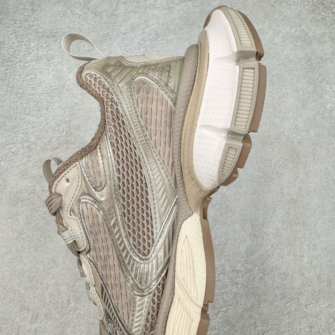 图片[7]-＃XA BALENCIAGA 3XL Sneakers 巴黎世家十代网布系带低帮走秀复古老爹鞋 全套原纸板楦头开发 最原汁原味的灵魂版型 全鞋荧光划线卡点 胶水把控整洁度追求极致完美 每一双都是工艺品 多重QC质检 超越公司货的品控标准 实实在在的免检产品 原盒原配 正确字体电绣 粗细、位置、大小正确 侧边TPU 透气孔匹配意产原版 正确分离大底 TPU软底 原版一致大底LOGO 立体感十足 原厂皮料水洗做旧 采购原厂网纱 不含皮革 网布材料和聚氨酯 磨损效果 鞋头边缘和后帮 Balenciaga 徽标 鞋面和后跟凸印尺码 鞋舌 3XL 橡胶品牌标识和反光细节 鞋帮拉袢和鞋舌拉祥 配反光细节 备用鞋带在鞋履前侧 可在穿着前取下 便于不同造型搭配 正常尺码 尺码：35 36 37 38 39 40 41 42 43 44 45 46-选品中心