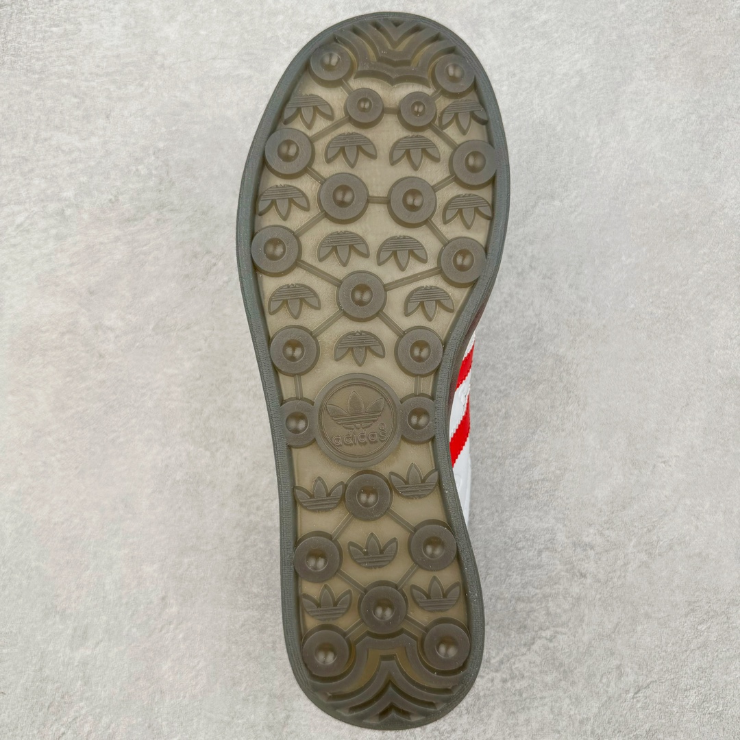 图片[9]-＃MF AD Original Gazelle Indoor Trainers 瞪羚室内鞋系列低帮复古百搭休闲运动德训风板鞋 II0013 高端零售特供批次 原厂定制长毛翻毛皮组合环保纤维革鞋面材质 内置环保海玻璃鞋垫 外置RB橡胶大底 产品品控稳定性领先行业 原厂全套原楦原纸板冲刀磨具开发 原厂皮料加持 原厂港宝加持定型后跟R度完美 将复古进行到底 简约流畅 三十年不变经典 这款Gazelle运动鞋 无论面料、配色、质感或设计 都只在重现其1991年原款的经典 皮革鞋面 撞色三条纹和鞋跟标的设计 力求呈现90年代的经典复古风潮 Samba火热的同时 也带动了其它的复古鞋型 Gazelle便是其中一只 Gazelle Indoor拥有包边更宽的T字型鞋头 更好的保护运动员的前掌 浓浓的复古氛围感 非常适合现在流行的Cleanfit风格 尺码：35.5 36 36⅔ 37⅓ 38 38⅔ 39⅓ 40 40⅔ 41⅓ 42 42⅔ 43⅓ 44 44⅔ 45-选品中心