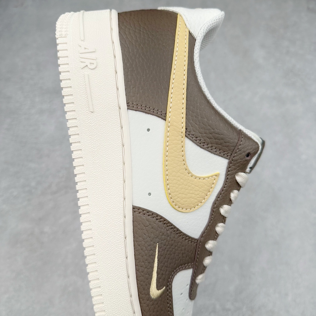 图片[6]-NK Air Force 1´07 Low 空军一号低帮百搭休闲运动板鞋 HM9656-001 柔软、弹性十足的缓震性能和出色的中底设计 横跨复古与现代的外型结合 造就出风靡全球 三十多年的Force 1 直到今天还深受青睐 尺码：36 36.5 37.5 38 38.5 39 40 40.5 41 42 42.5 43 44 44.5 45-选品中心