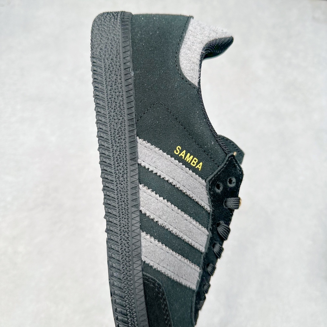 图片[6]-AD Original Samba OG 复古经典轻便板鞋 IH3348 这款桑巴鞋展示了高质量的工艺 带有装饰的超锁缝制和无缝的手感 柔软、柔软的皮革造型和标志性的3条纹完成了精致的外观 正规合身鞋带 鞋面上有绒面鞋垫 橡胶鞋底 享受正畸套筒软感 自50年代首次亮相以来就一直在赢得粉丝的青睐 尺码：36 36.5 37.5 38 38.5 39 40 40.5 41 42 42.5 43 44 44.5 45-选品中心