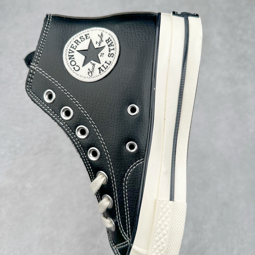 图片[7]-Converse Chuck 1970S 黑色皮面 鞋面搭配1970s经典配色 内里黑色短绒帮助抵御寒冷 是畏冷者的最爱 经典星星脚踝贴片致敬传统 在寒冷的冬季你也可以勇敢秀出你的匡威 尺码：35-44（36.5 37.5 39.5 41.5 42.5）-选品中心