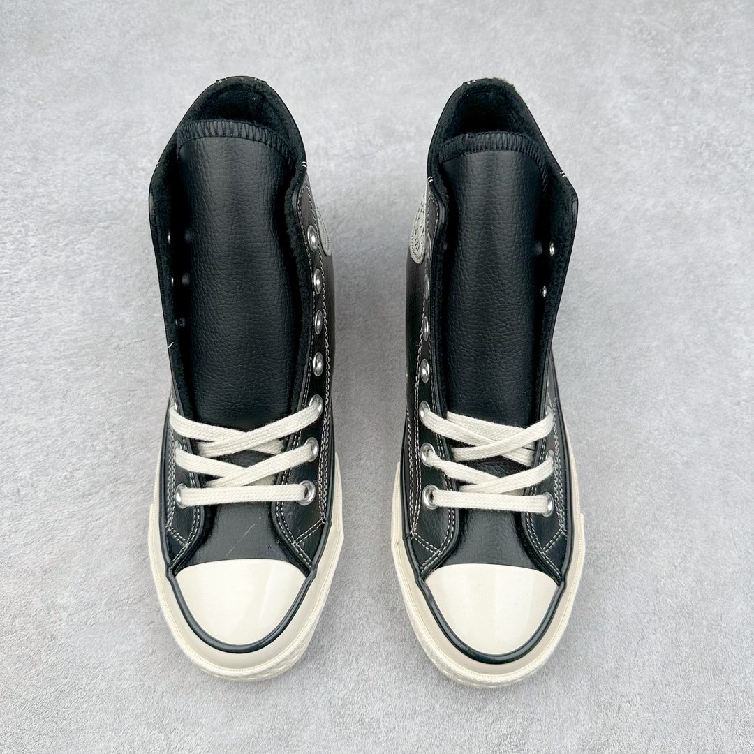 图片[2]-Converse Chuck 1970S 黑色皮面 鞋面搭配1970s经典配色 内里黑色短绒帮助抵御寒冷 是畏冷者的最爱 经典星星脚踝贴片致敬传统 在寒冷的冬季你也可以勇敢秀出你的匡威 尺码：35-44（36.5 37.5 39.5 41.5 42.5）-选品中心