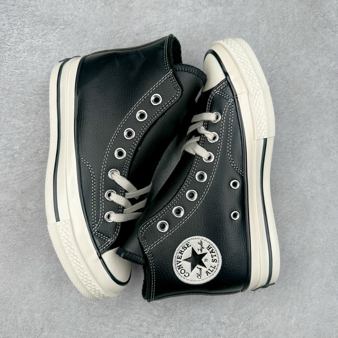 图片[3]-Converse Chuck 1970S 黑色皮面 鞋面搭配1970s经典配色 内里黑色短绒帮助抵御寒冷 是畏冷者的最爱 经典星星脚踝贴片致敬传统 在寒冷的冬季你也可以勇敢秀出你的匡威 尺码：35-44（36.5 37.5 39.5 41.5 42.5）-选品中心