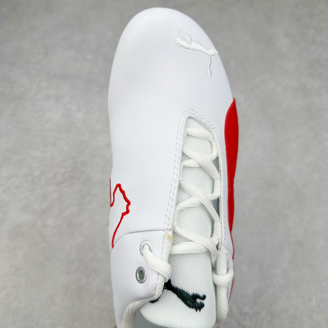 图片[4]-PUMA Speedca OG 彪马极速赛车系列低帮德训风拼接复古百搭休闲运动赛车鞋 鞋款从80、90年代赛车手所穿的防火赛车鞋为原型，鞋身线条模仿了赛车的流线廓形，体现了空气动力学原理的结构。简约流畅的外观，恰好又和贯穿其中的Formstrip Logo融合恰到好处，视觉上细节丰富且协调。本次Speedcat OG鞋款归来，最大看点自然式保留了窄版鞋型以及薄底构造。这两年各品牌鞋底越做越厚，Speedcat反其道而行之，上脚几乎无鞋底的效果带来耳目一新的视觉体验。鞋面依旧是以质感细腻的麂皮材质打造，并且大面积近乎全包裹的使用，复古味道也愈发浓烈。配色上更是将最原始的黑色和红色带回，向F1赛车队的标志性队服致敬。相信让各位一眼种草的更多是出挑的大红色，上脚即可瞬间点亮整体造型，在以球鞋为核心的OOTD中脱颖而出。而另一款黑色则是低调的万金油，彰显新潮个性的同时又不喧宾夺主，也是热爱简约系穿搭朋友的首选。 尺码：35.5 36 37 37.5 38 38.5 39 40 40.5 41 42 42.5 43 44 44.5 45-选品中心