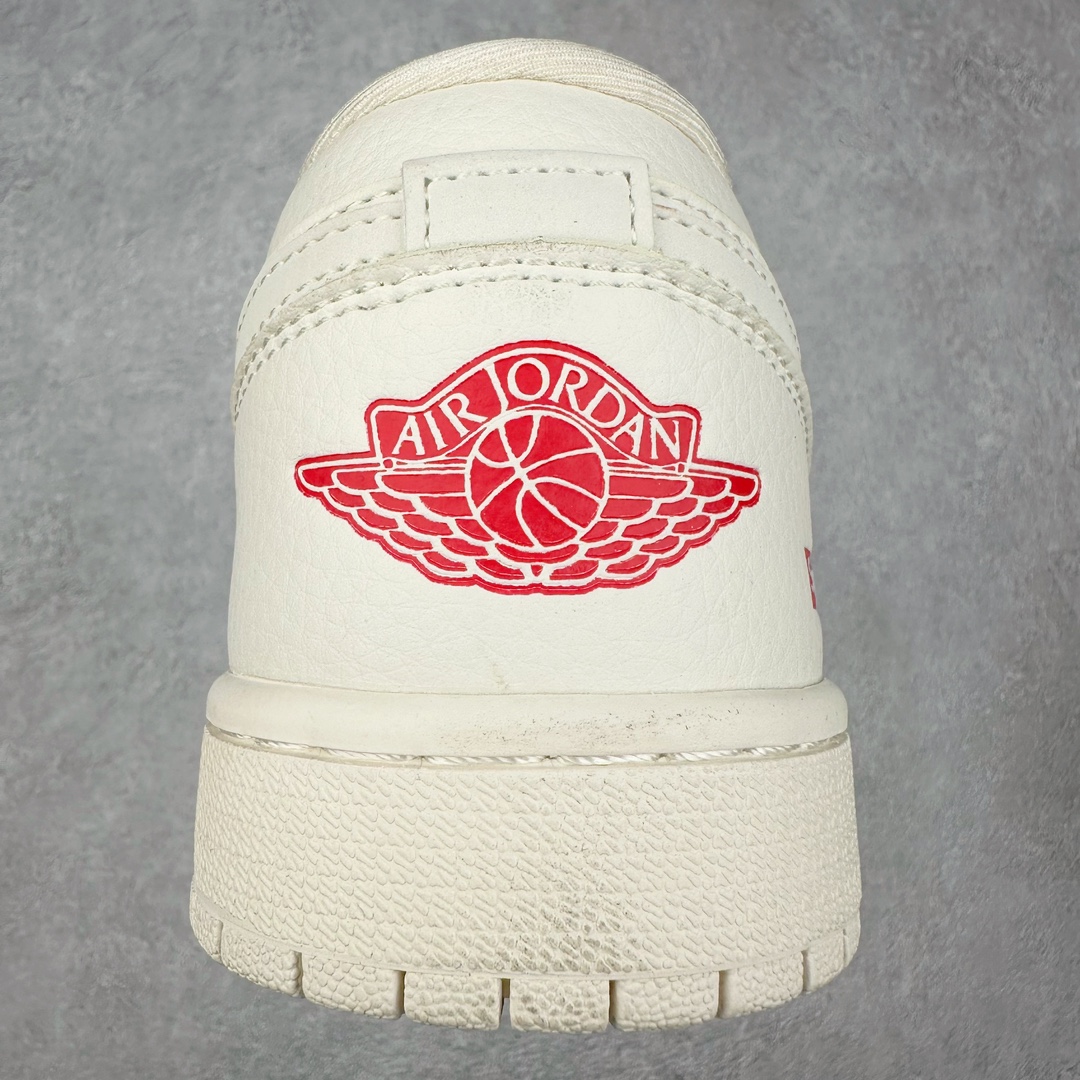 图片[8]-Air Jordan AJ1 Low 低帮系列定制配色 WG8850-002 原厂内置气垫魔块 A模大底 头层小牛皮 鞋舌AJ原厂专用牛津布+AJ专用反口珍珠布+原厂无杂质高弹内里海棉+特殊封边弹力鞋带 尺码：36 36.5 37.5 38 38.5 39 40 40.5 41 42 42.5 43 44 44.5 45 46-选品中心